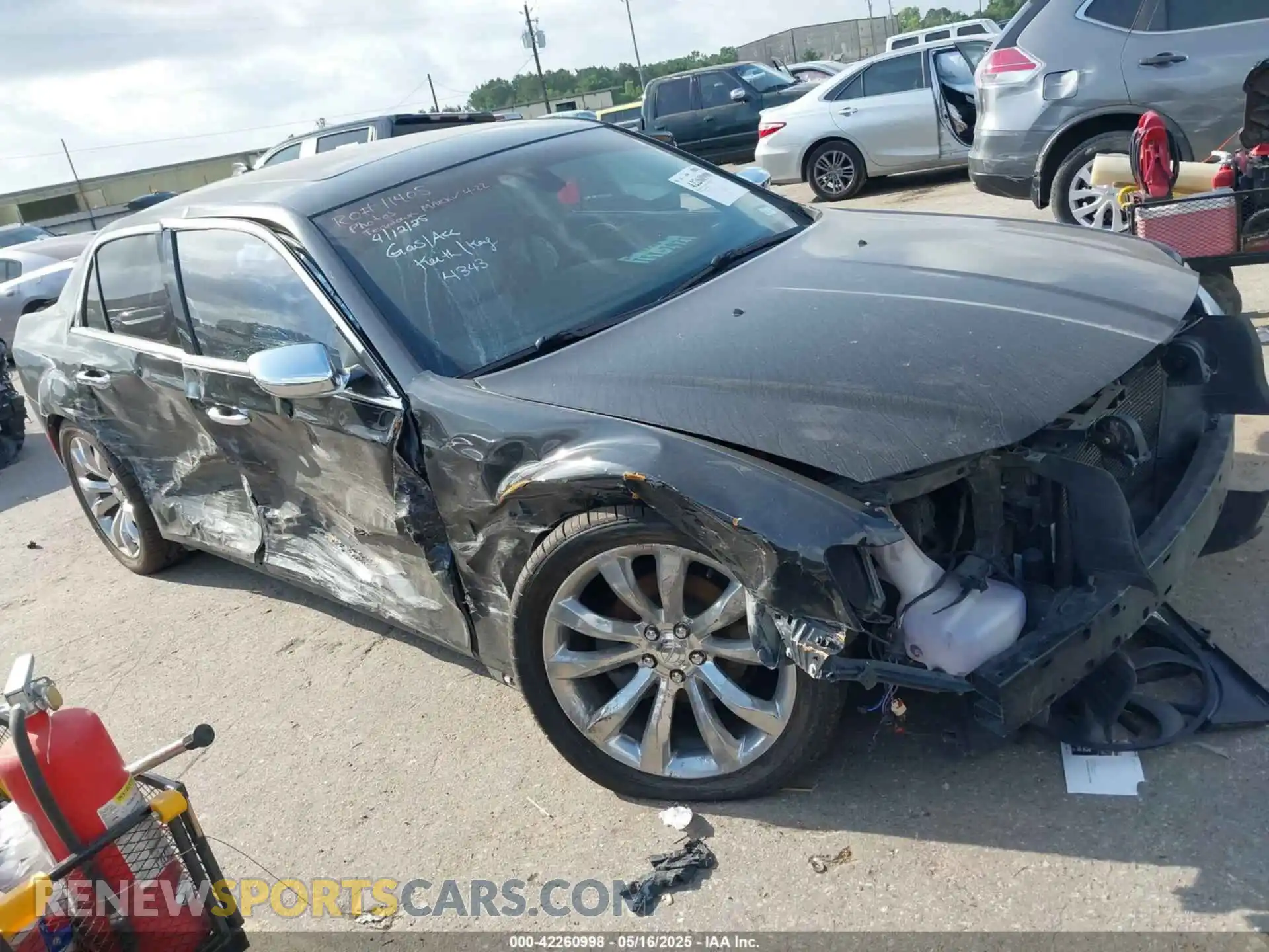 1 Photograph of a damaged car 2C3CCAEG6LH124343 CHRYSLER 300 2020
