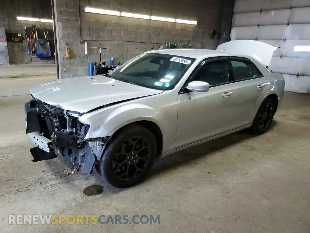 1 Photograph of a damaged car 2C3CCAGG6LH128552 CHRYSLER 300 2020