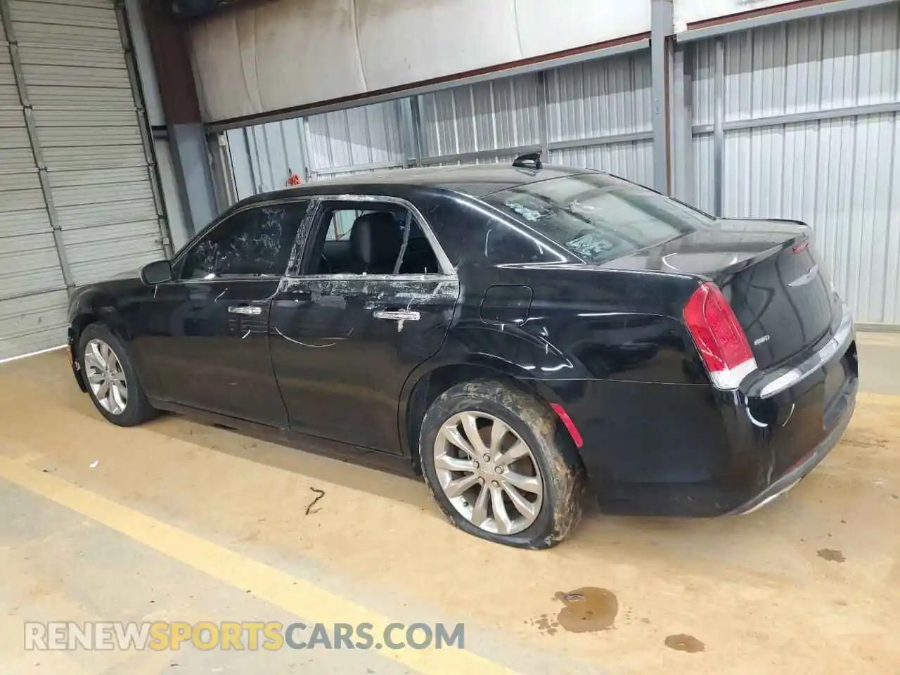 2 Photograph of a damaged car 2C3CCAKG8LH146140 CHRYSLER 300 2020