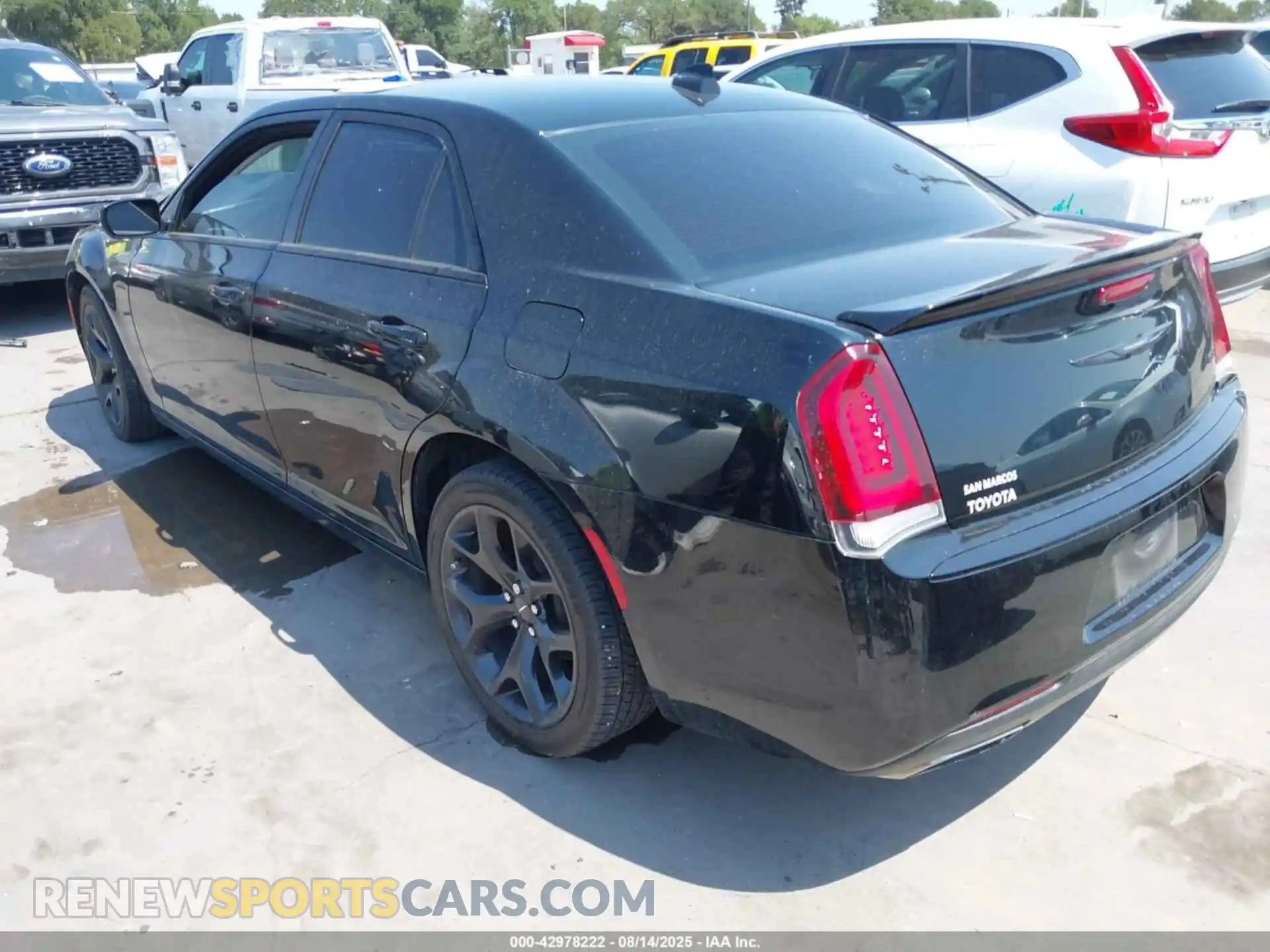 3 Photograph of a damaged car 2C3CCAAG8MH558299 CHRYSLER 300 2021