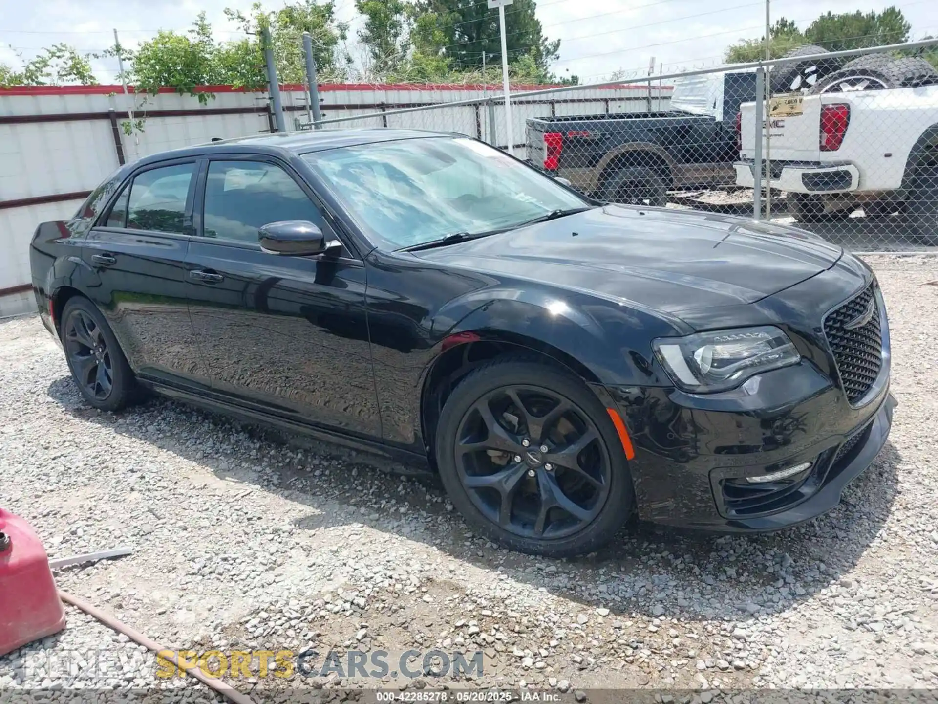 1 Photograph of a damaged car 2C3CCAAG8MH661593 CHRYSLER 300 2021