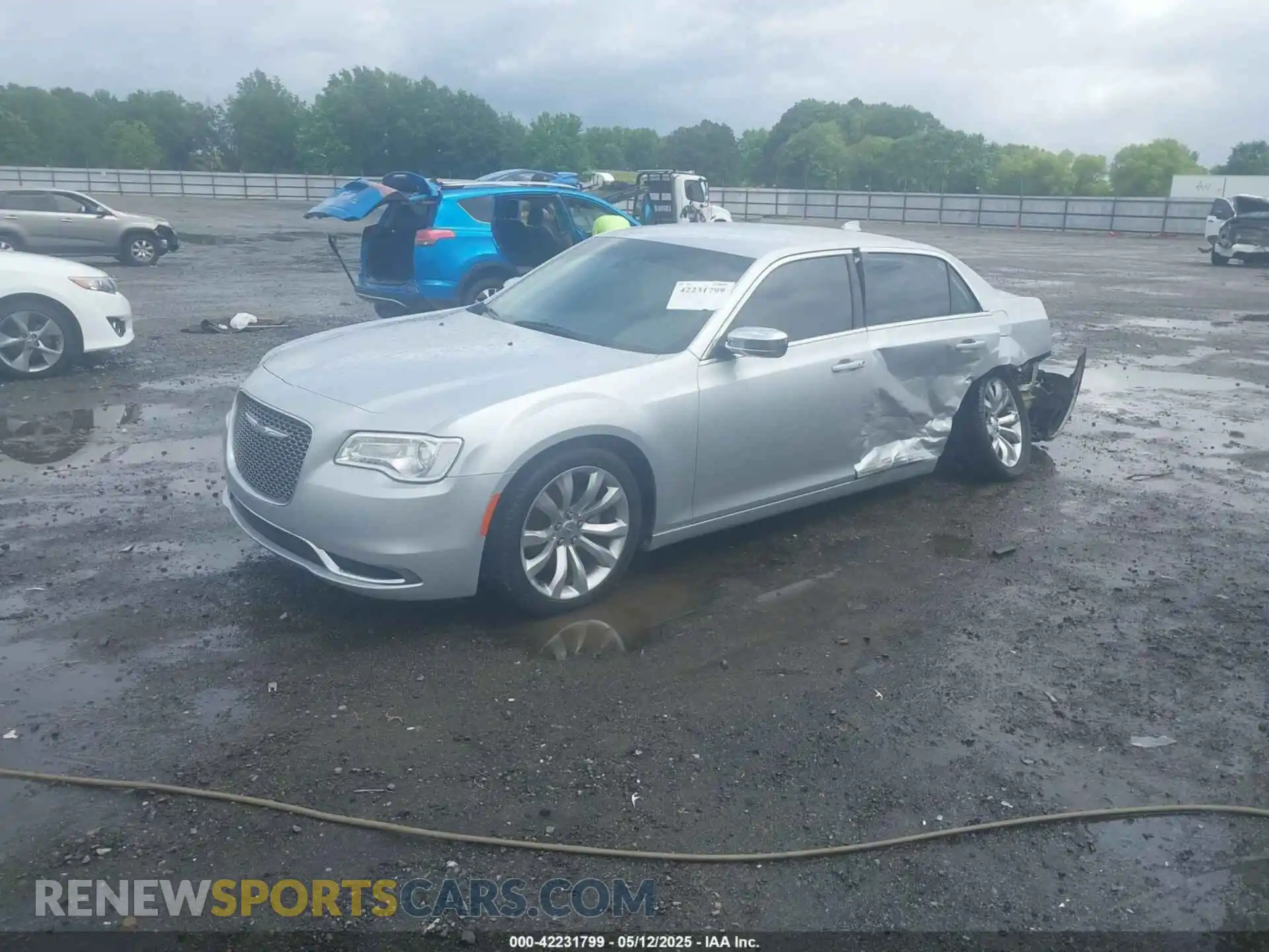 2 Photograph of a damaged car 2C3CCAAGXMH583429 CHRYSLER 300 2021