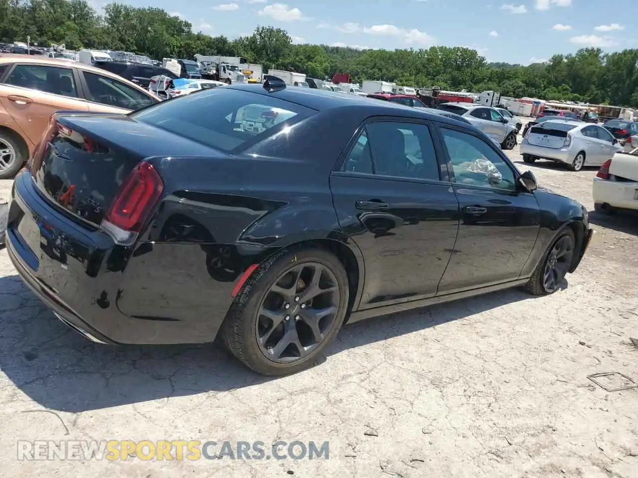 3 Photograph of a damaged car 2C3CCABG0MH545500 CHRYSLER 300 2021