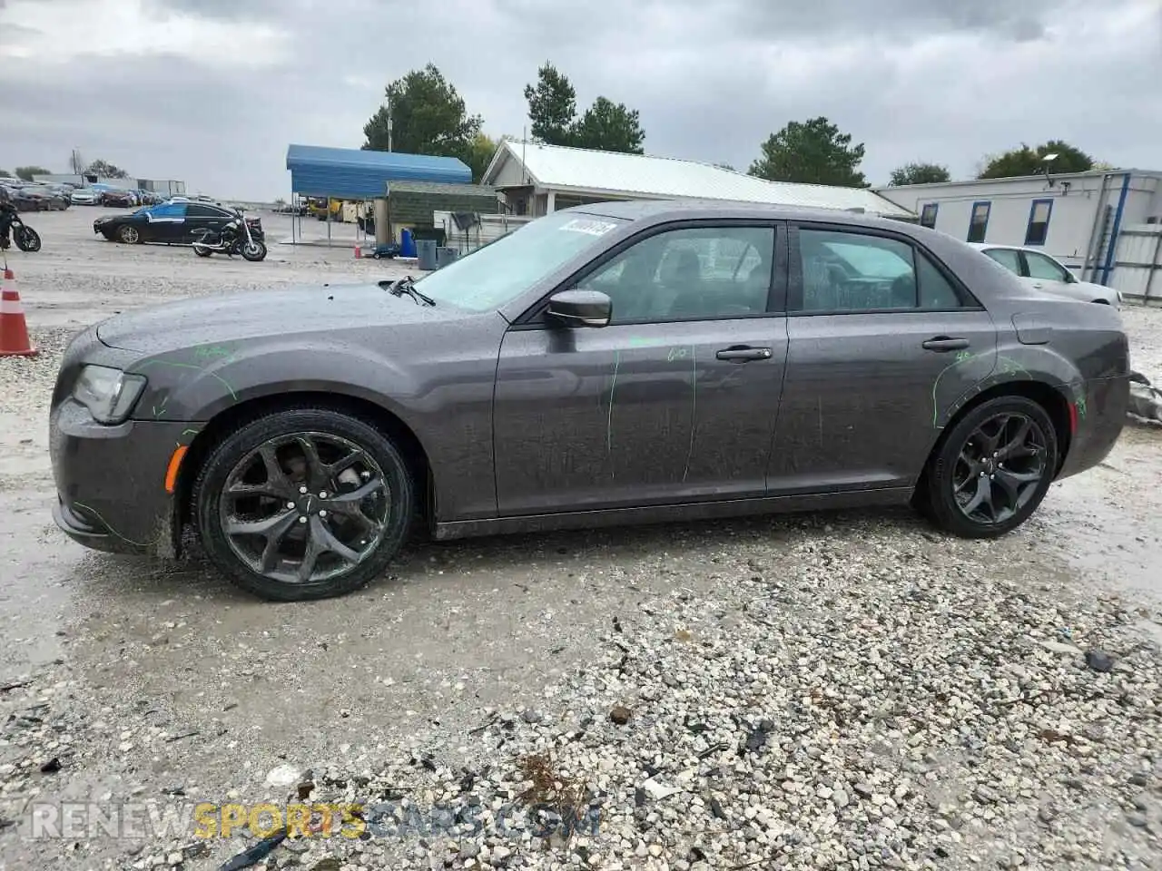 1 Photograph of a damaged car 2C3CCABG2MH585349 CHRYSLER 300 2021