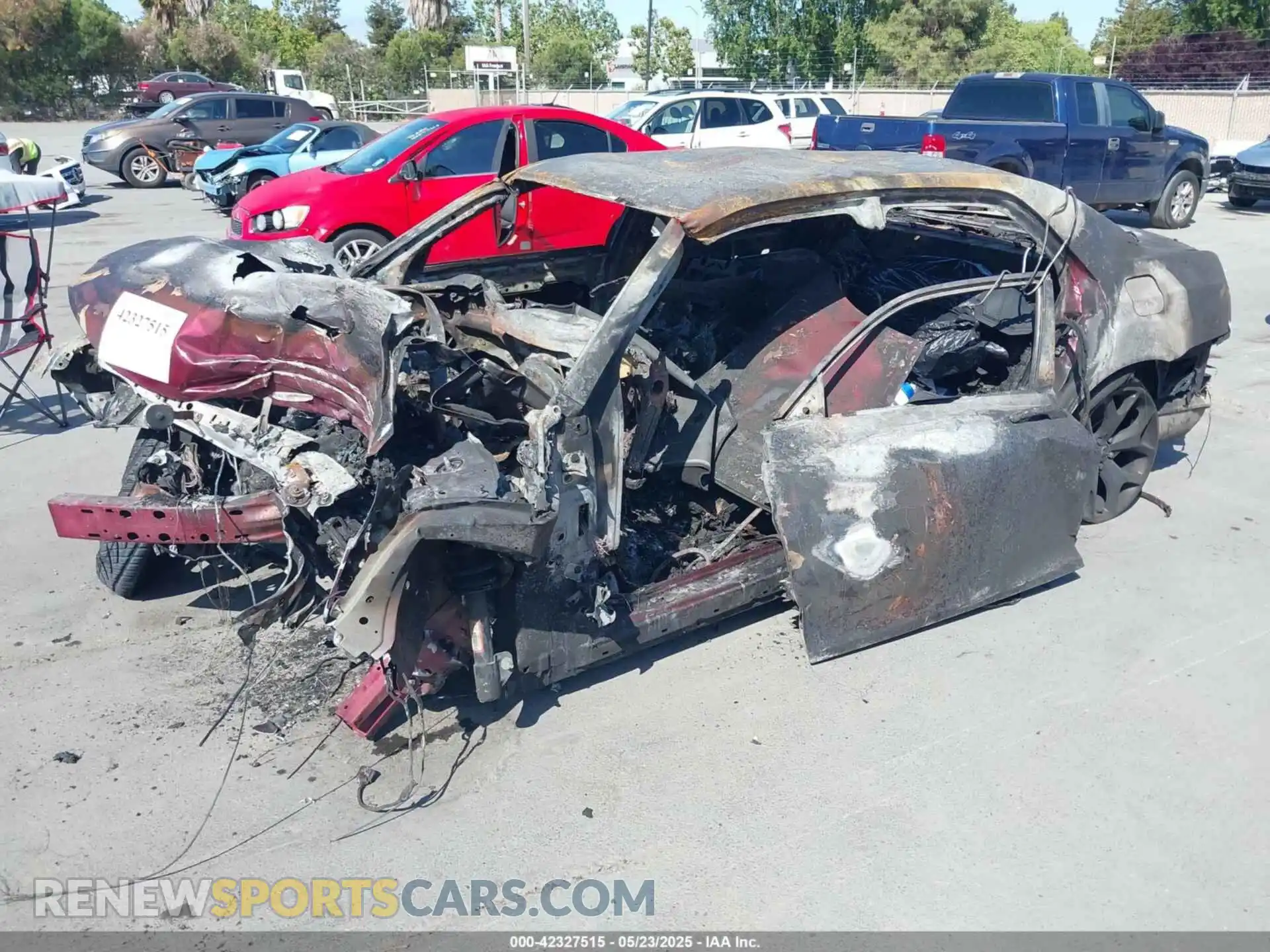 2 Photograph of a damaged car 2C3CCABG3MH660642 CHRYSLER 300 2021