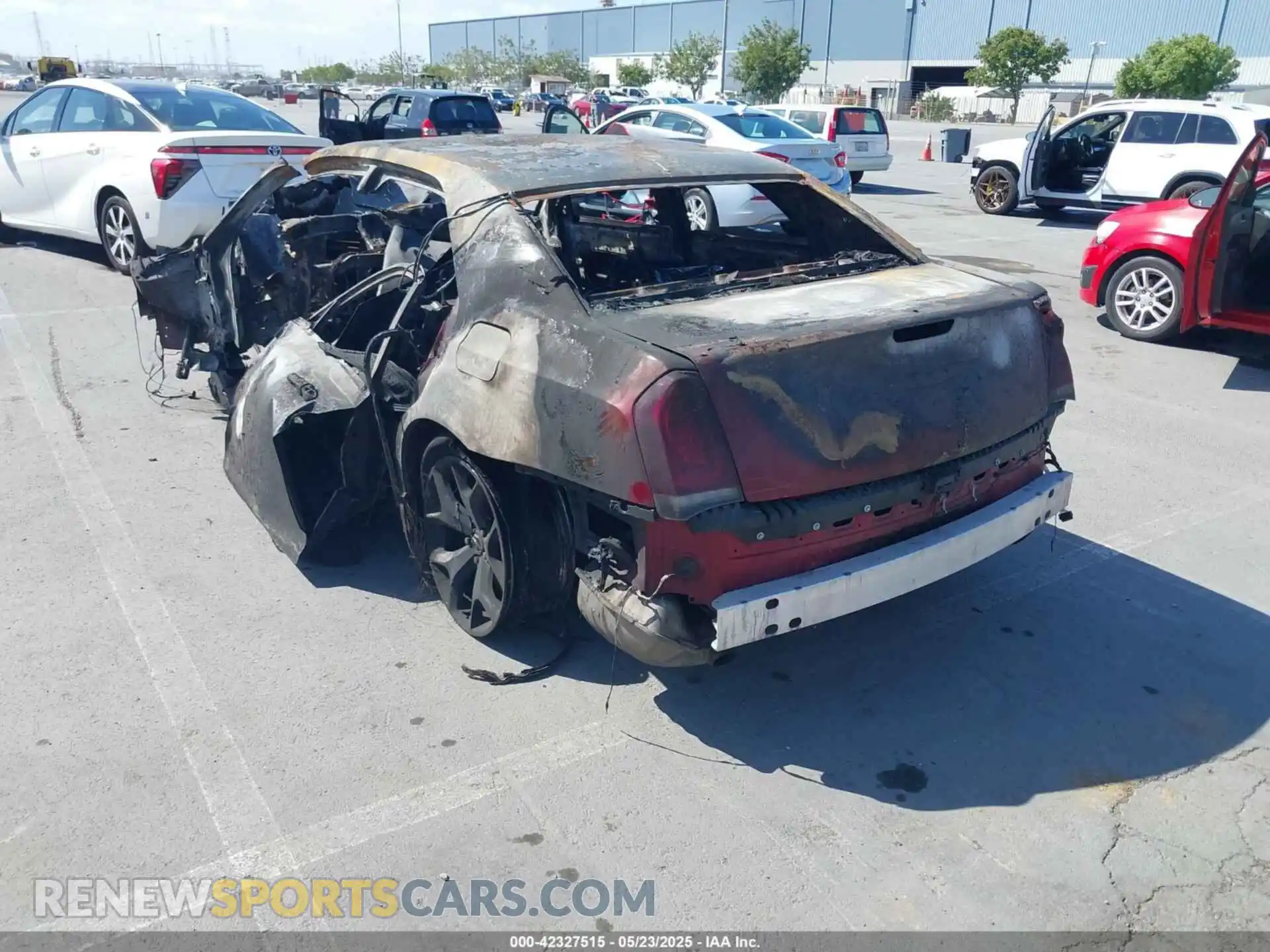 3 Photograph of a damaged car 2C3CCABG3MH660642 CHRYSLER 300 2021