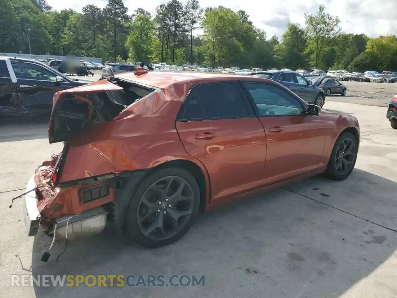 3 Photograph of a damaged car 2C3CCABG4MH549789 CHRYSLER 300 2021