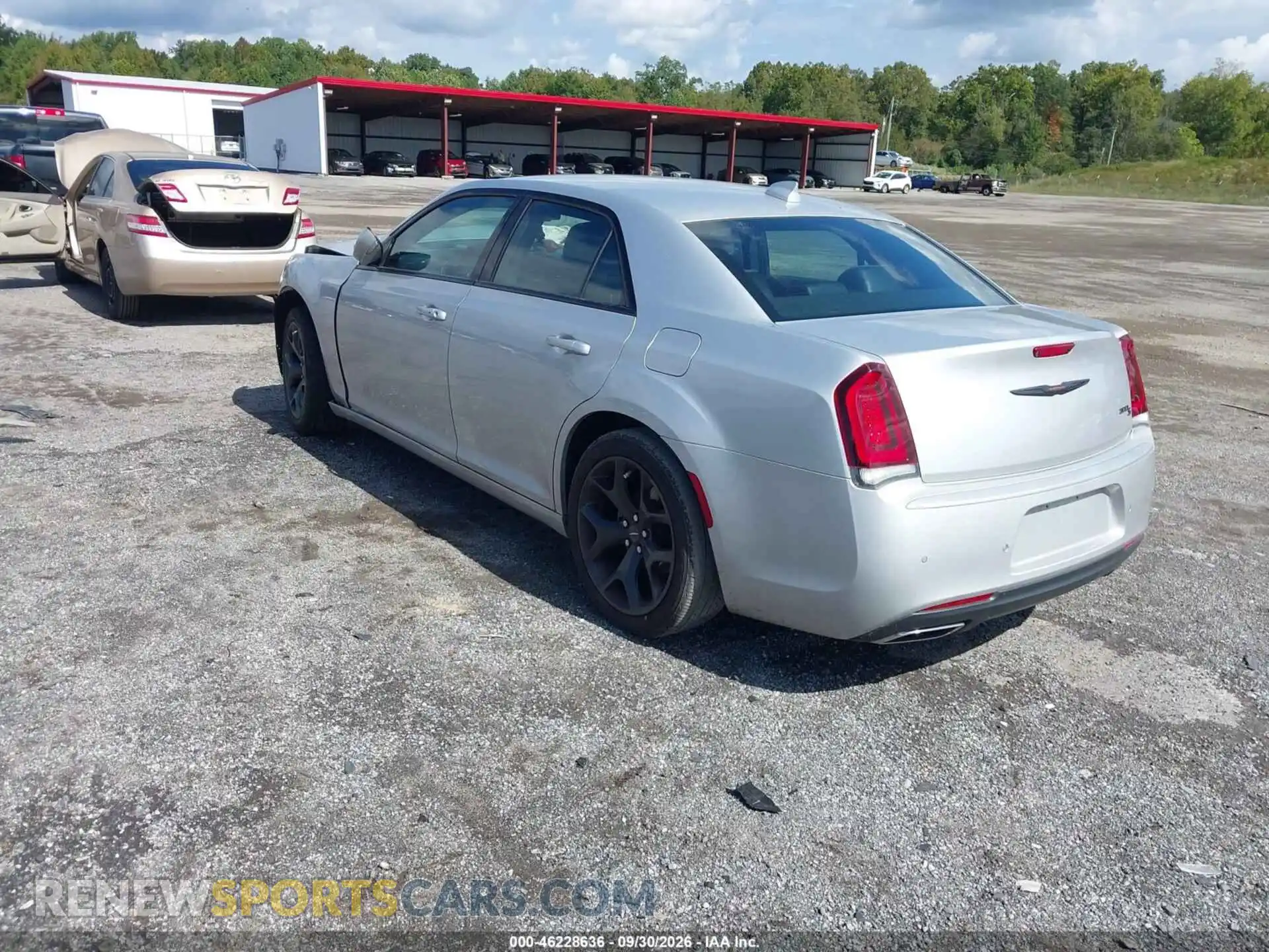3 Photograph of a damaged car 2C3CCABG5MH626413 CHRYSLER 300 2021