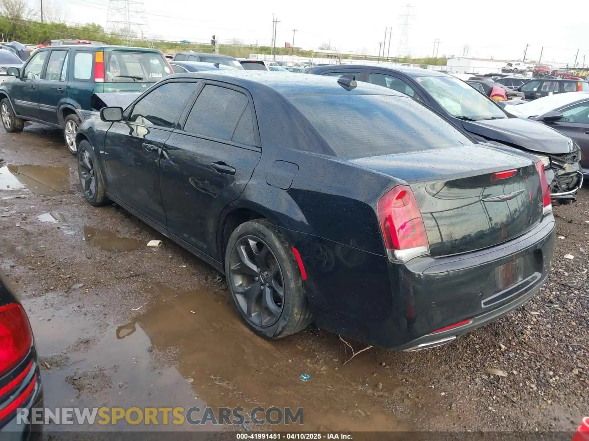 3 Photograph of a damaged car 2C3CCABG6MH520150 CHRYSLER 300 2021