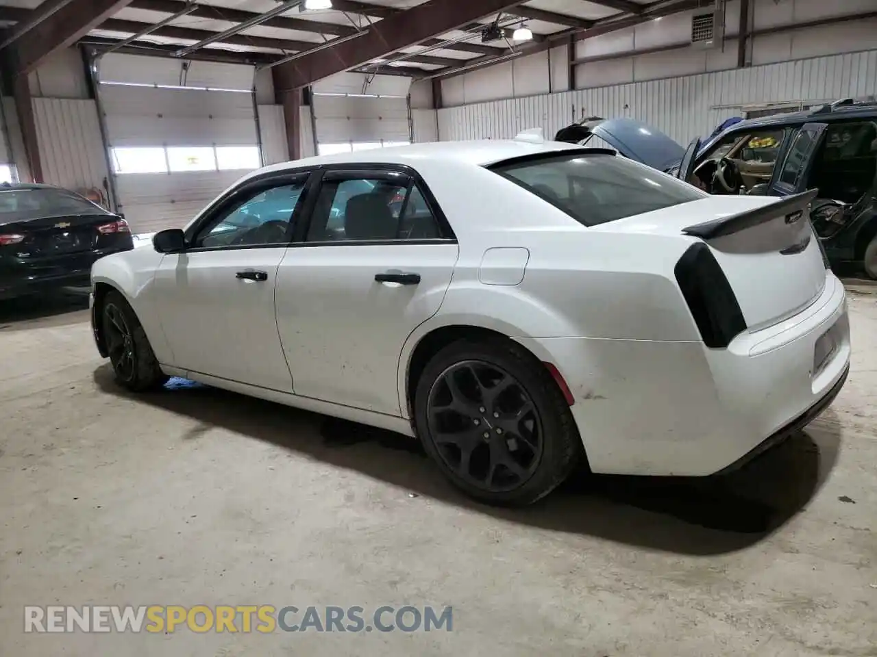 2 Photograph of a damaged car 2C3CCABG6MH546036 CHRYSLER 300 2021