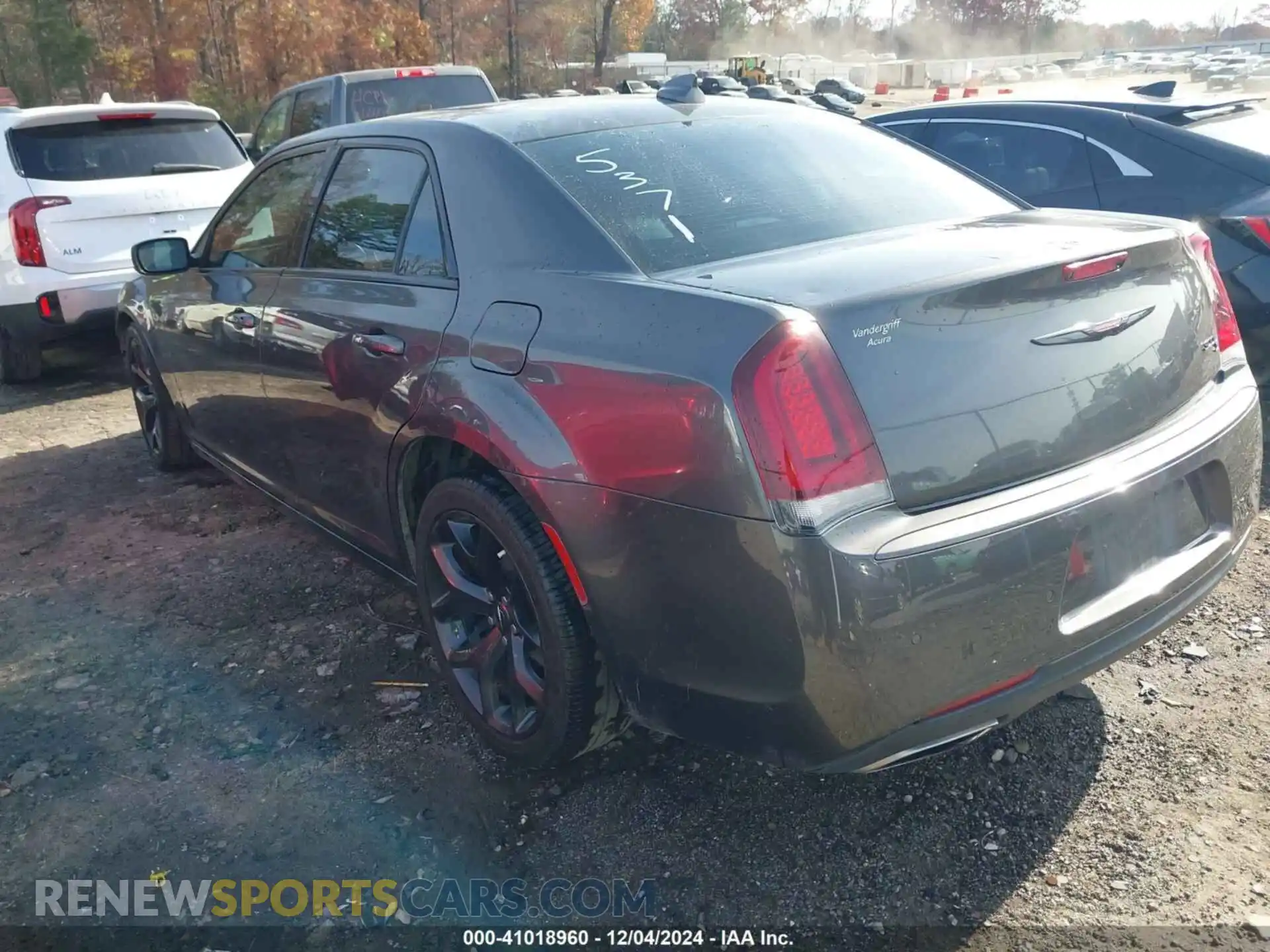 3 Photograph of a damaged car 2C3CCABG6MH585371 CHRYSLER 300 2021