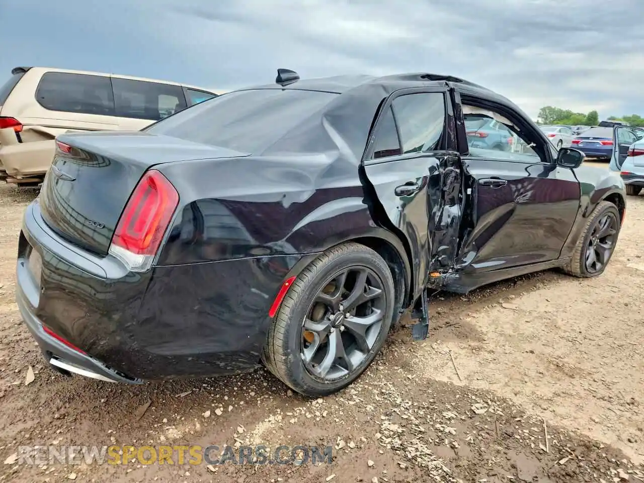 3 Photograph of a damaged car 2C3CCABG7MH545347 CHRYSLER 300 2021