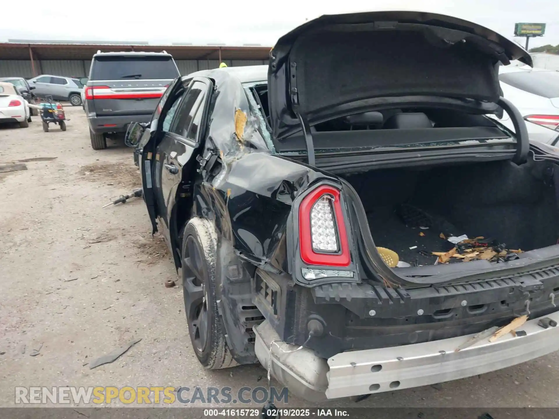 3 Photograph of a damaged car 2C3CCABG7MH545493 CHRYSLER 300 2021