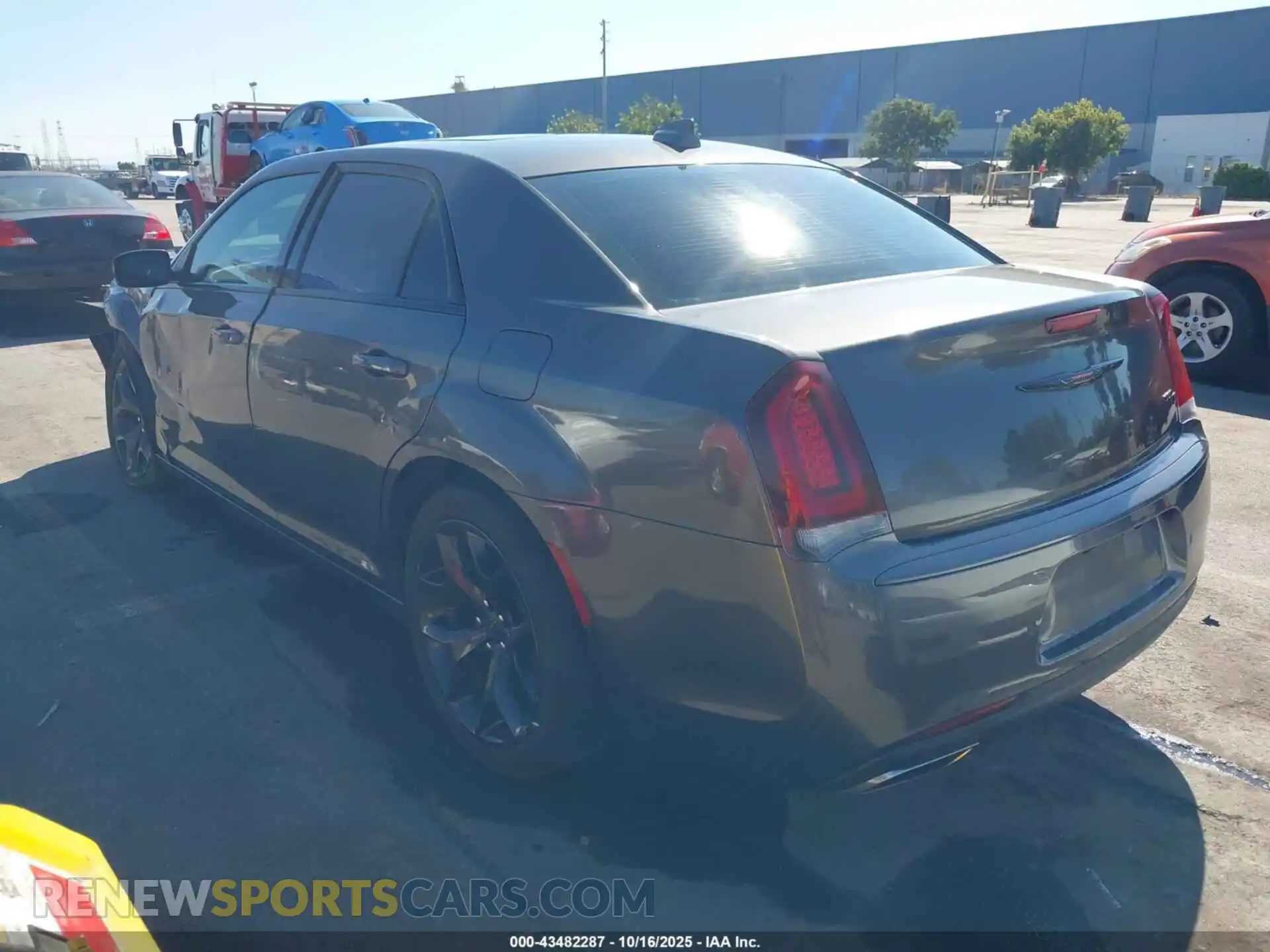 3 Photograph of a damaged car 2C3CCABG8MH541355 CHRYSLER 300 2021