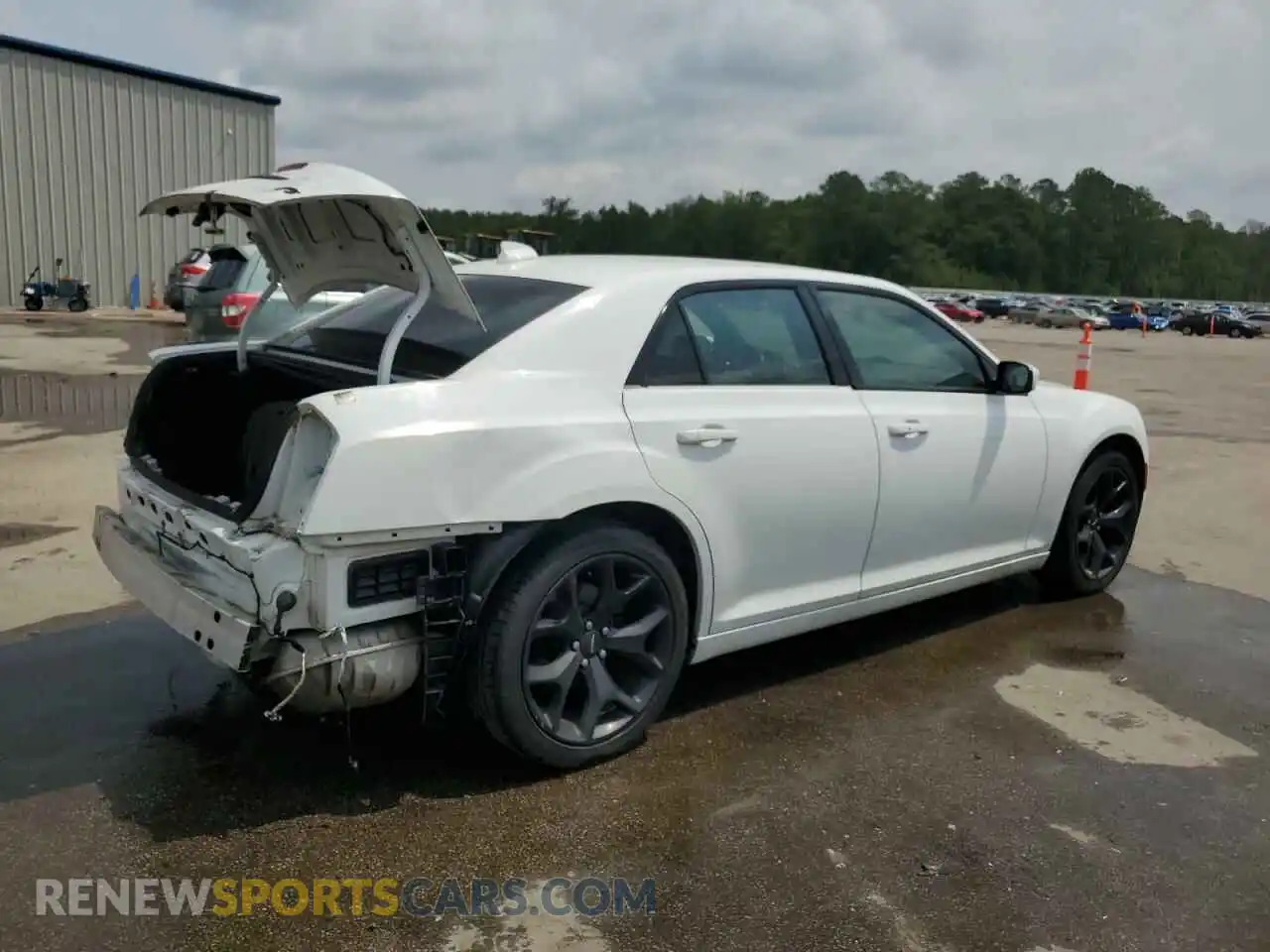 3 Photograph of a damaged car 2C3CCABGXMH549781 CHRYSLER 300 2021