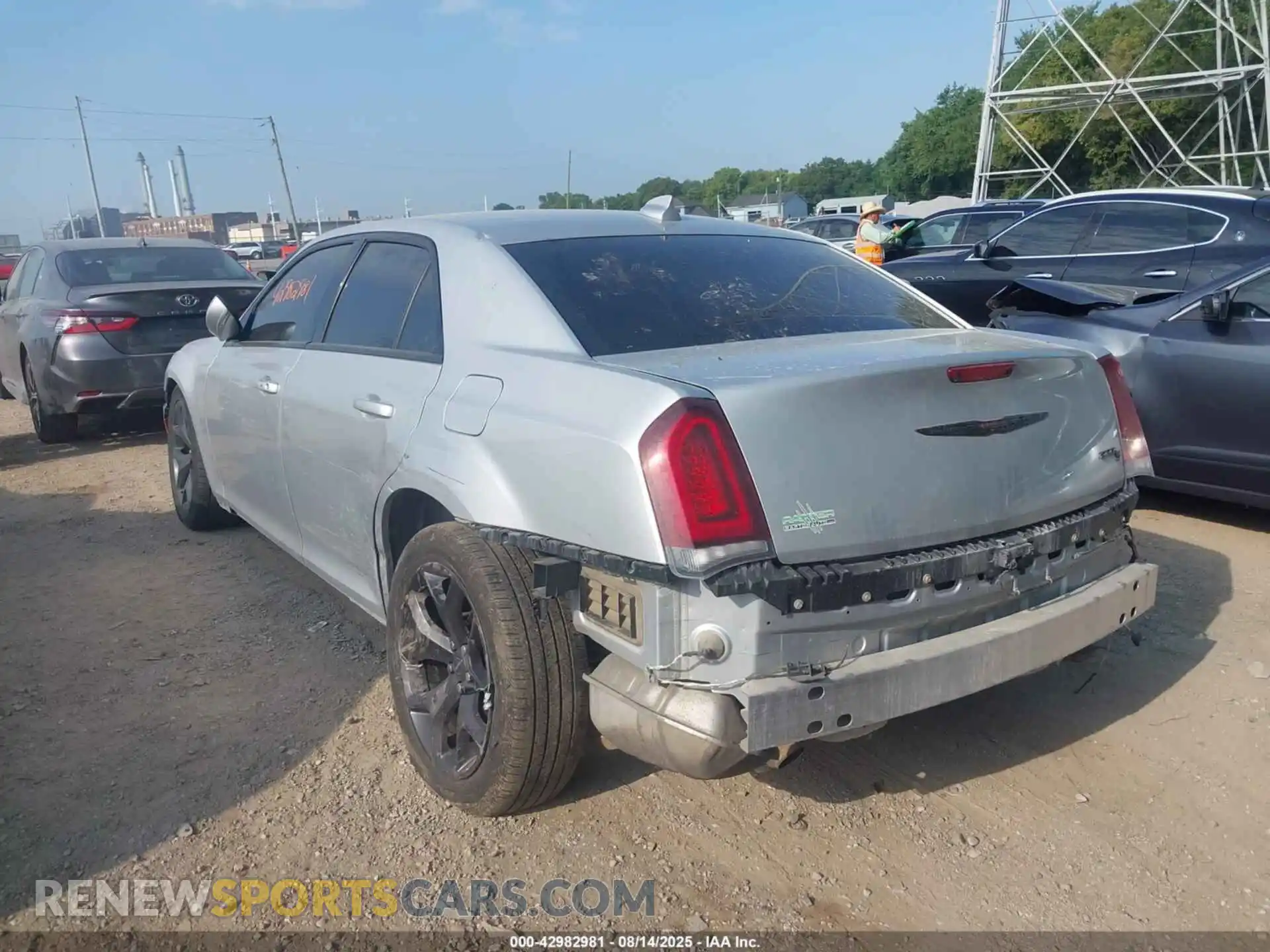 3 Photograph of a damaged car 2C3CCABGXMH549893 CHRYSLER 300 2021