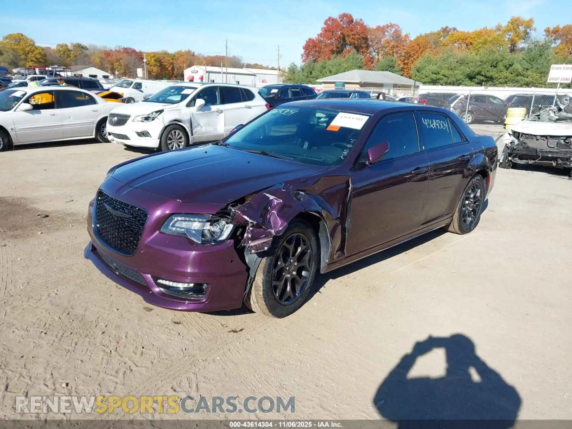 2 Photograph of a damaged car 2C3CCARGXMH516446 CHRYSLER 300 2021