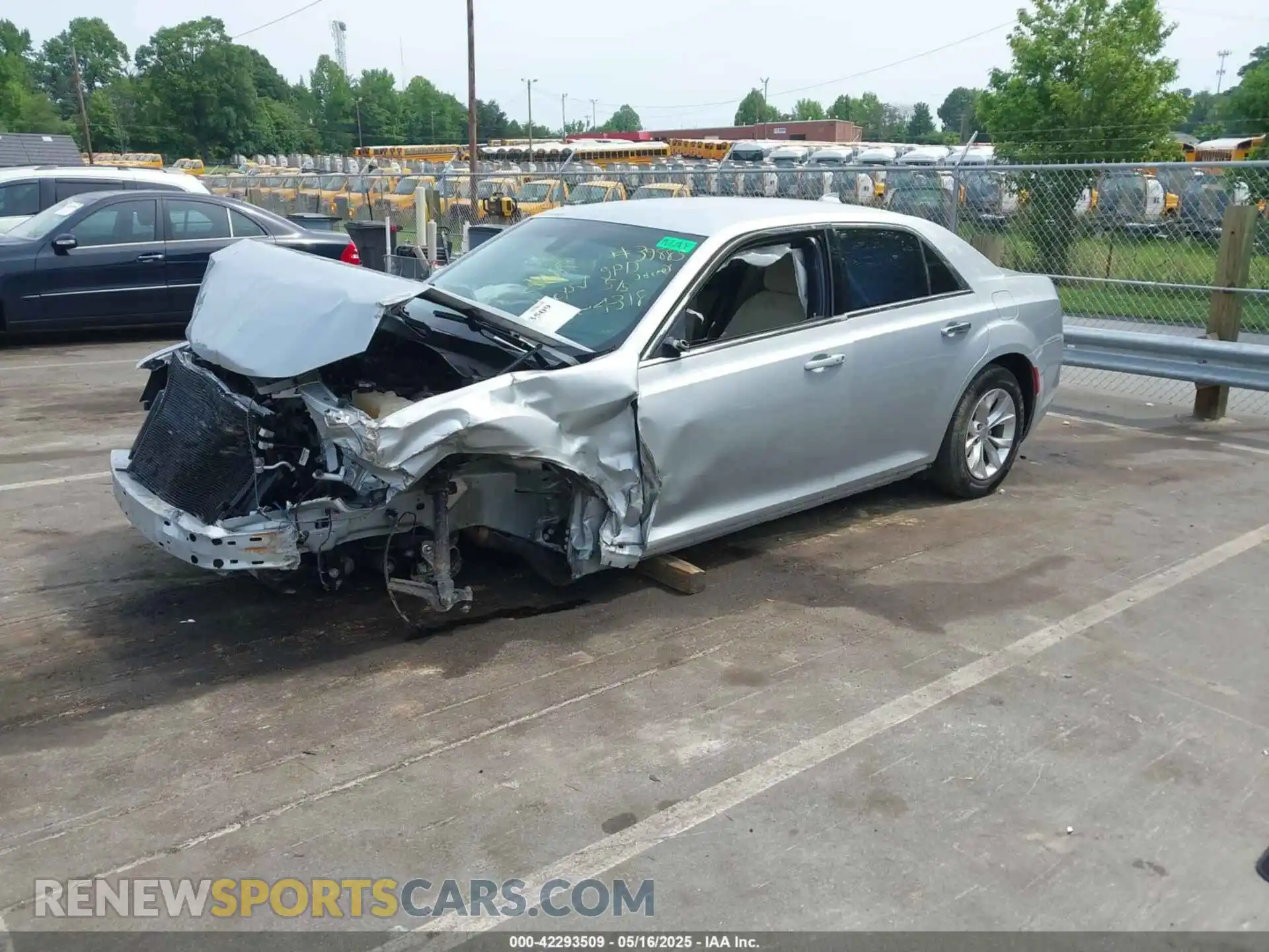 2 Photograph of a damaged car 2C3CCAAG1NH134318 CHRYSLER 300 2022