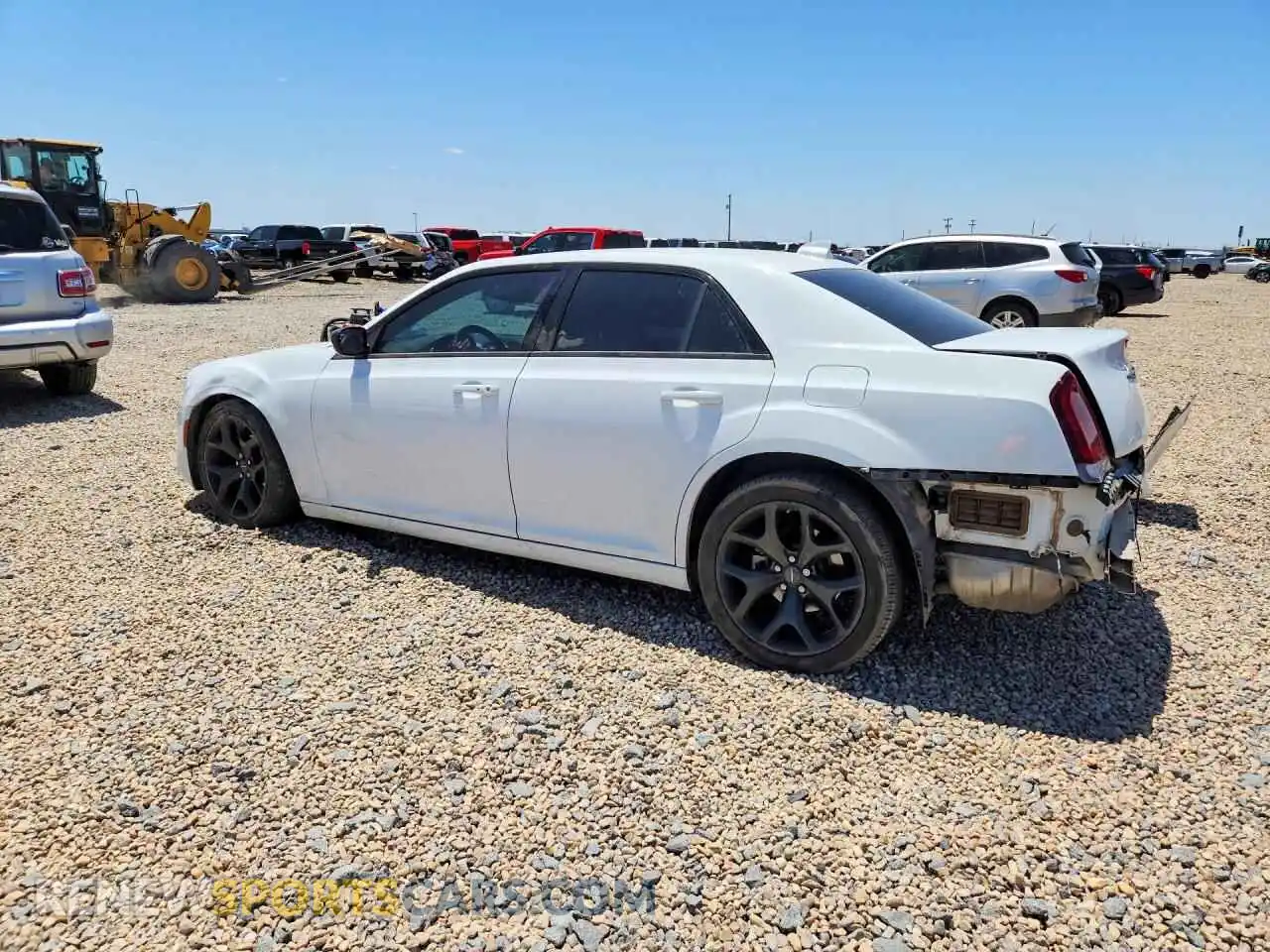 2 fotografías del automóvil dañado 2C3CCAAG6NH256558 CHRYSLER 300 2022