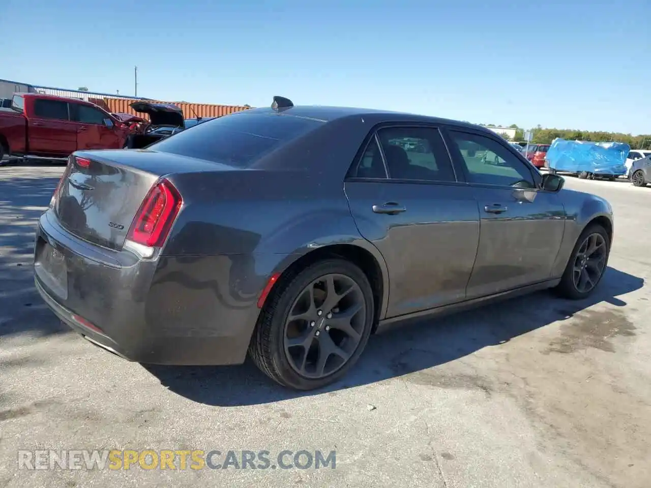3 Photograph of a damaged car 2C3CCAAGXNH104055 CHRYSLER 300 2022