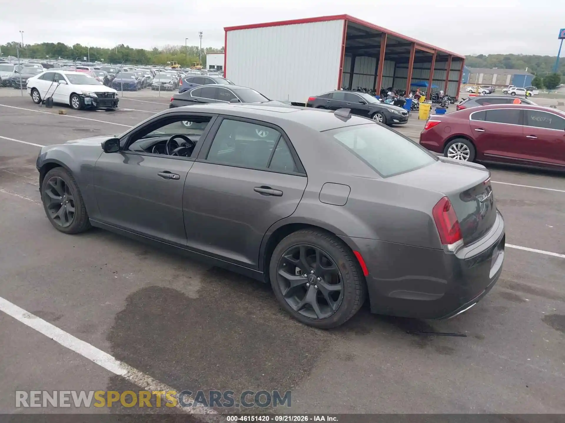 3 Фотография поврежденного автомобиля 2C3CCABG1NH158679 CHRYSLER 300 2022