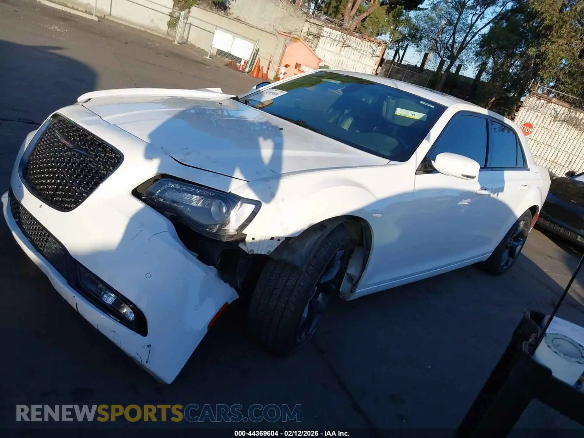2 Photograph of a damaged car 2C3CCABG1NH187051 CHRYSLER 300 2022