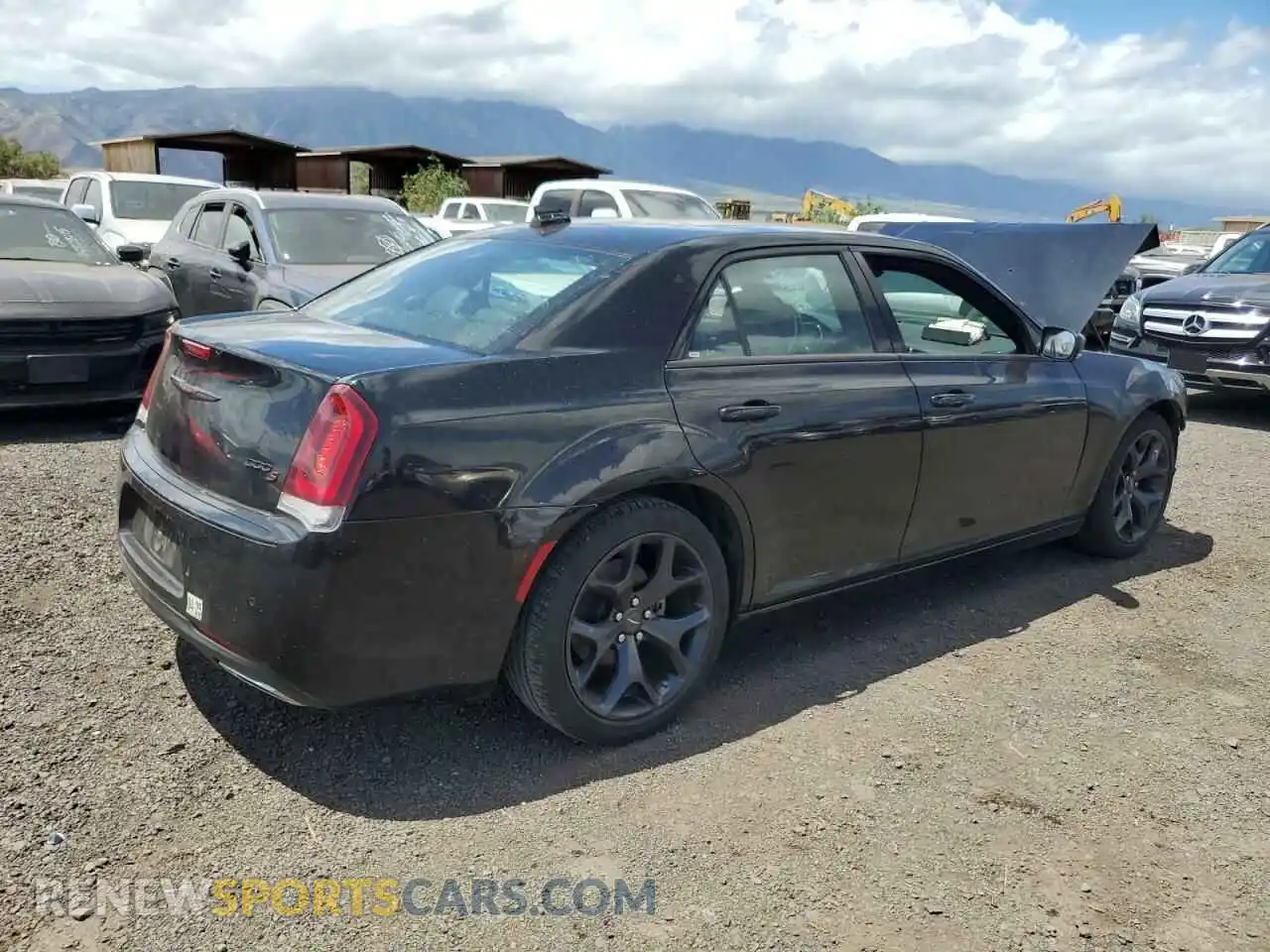 3 Photograph of a damaged car 2C3CCABG2NH111659 CHRYSLER 300 2022