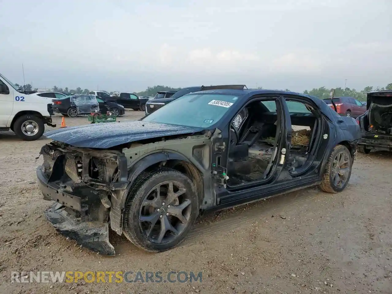 1 Photograph of a damaged car 2C3CCABG5NH135230 CHRYSLER 300 2022