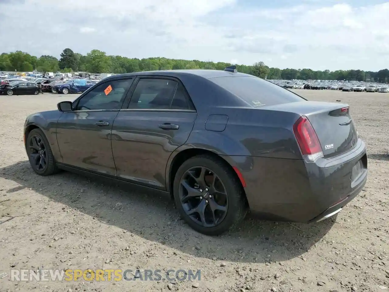 2 Photograph of a damaged car 2C3CCABG5NH154389 CHRYSLER 300 2022