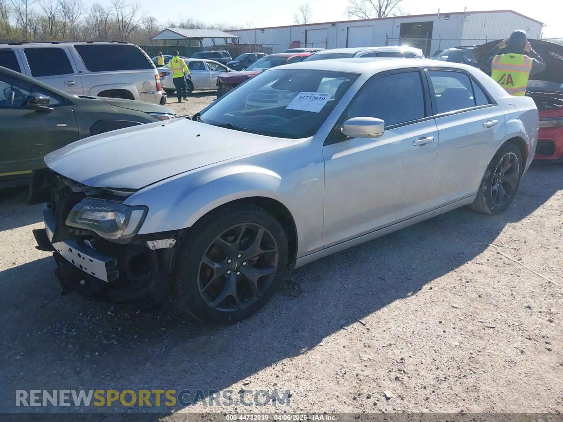 2 Photograph of a damaged car 2C3CCABG6NH116038 CHRYSLER 300 2022