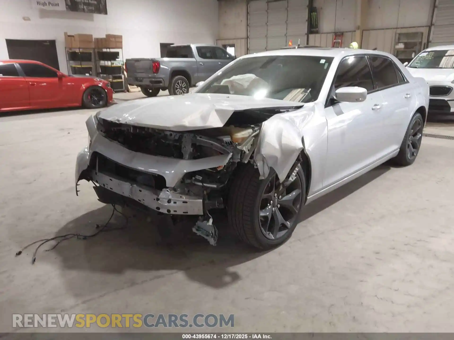 2 Photograph of a damaged car 2C3CCABG8NH259914 CHRYSLER 300 2022