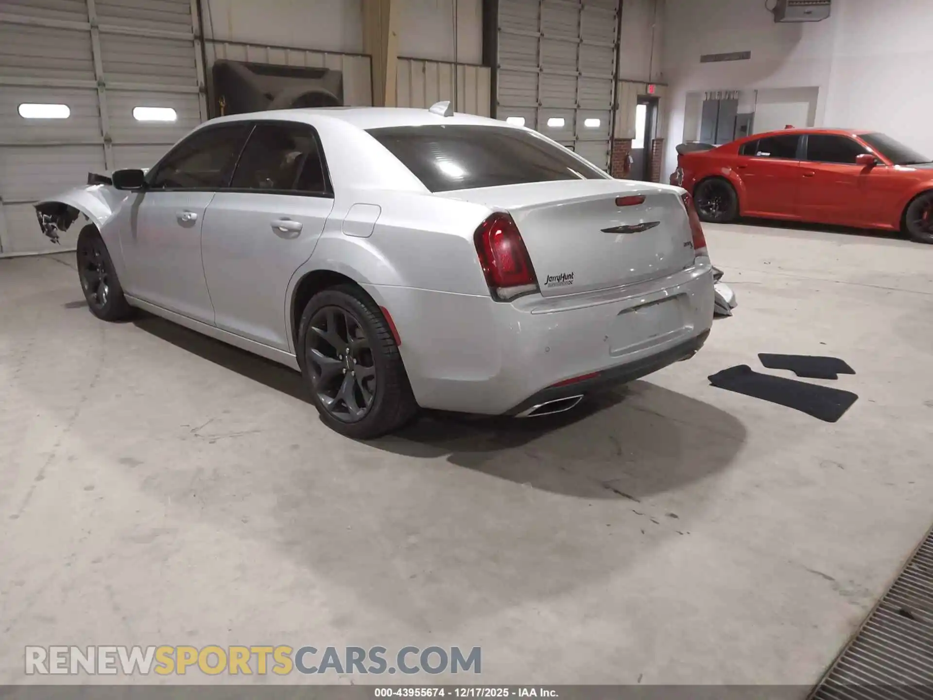 3 Photograph of a damaged car 2C3CCABG8NH259914 CHRYSLER 300 2022