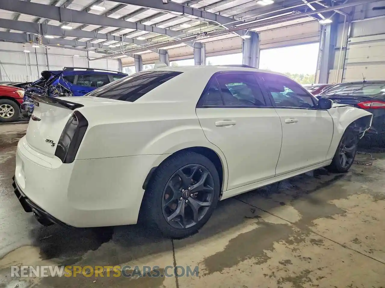 3 fotografías del automóvil dañado 2C3CCABT4NH232741 CHRYSLER 300 2022
