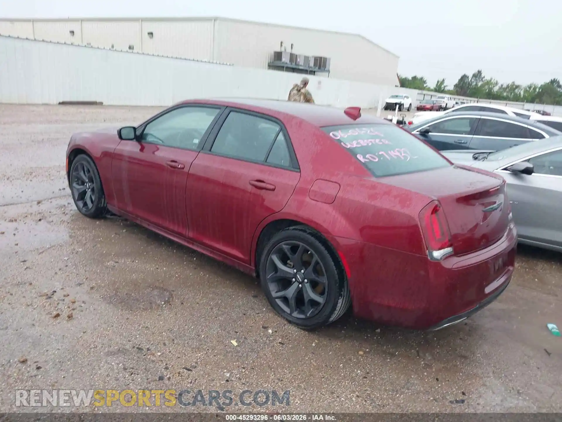 3 Photograph of a damaged car 2C3CCADG2NH209801 CHRYSLER 300 2022