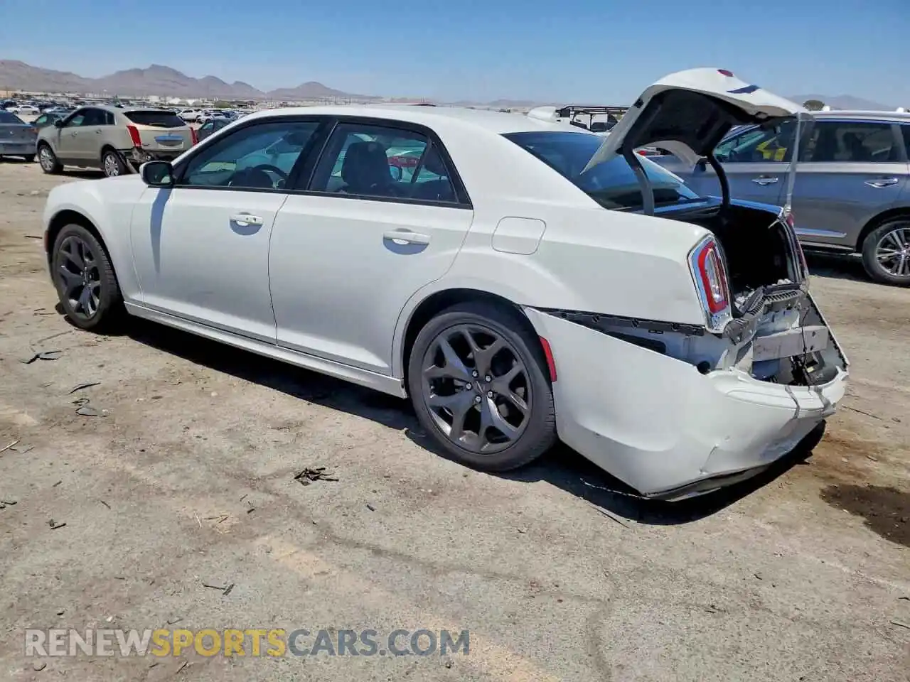 2 fotografías del automóvil dañado 2C3CCADG3NH123221 CHRYSLER 300 2022