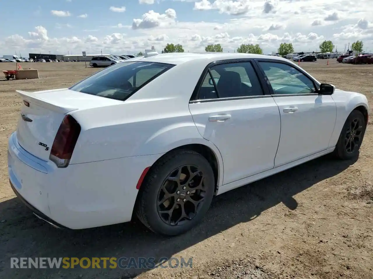 3 Photograph of a damaged car 2C3CCAGG1NH256670 CHRYSLER 300 2022