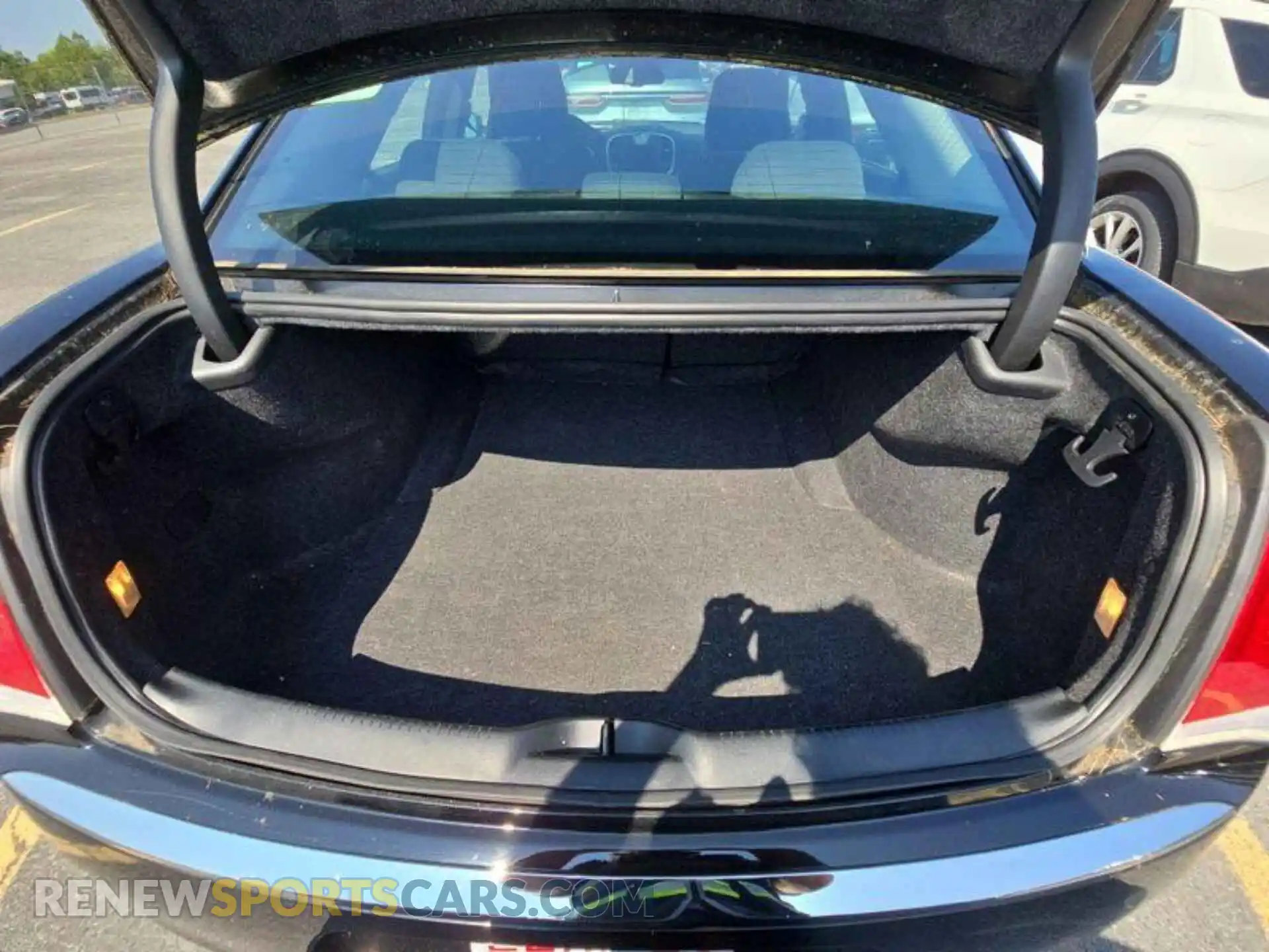 3 Photograph of a damaged car 2C3CCARG1NH191123 CHRYSLER 300 2022