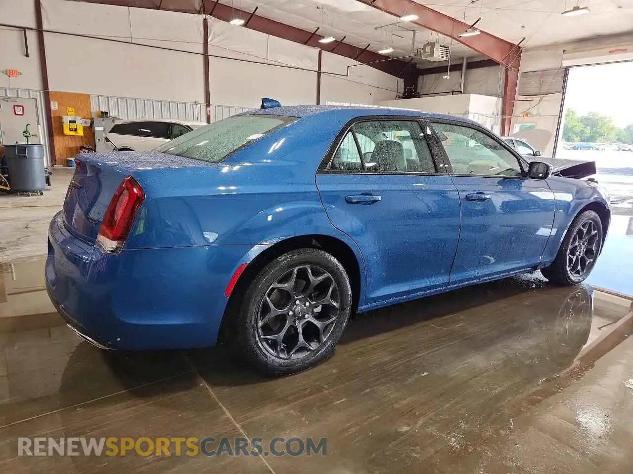 3 Photograph of a damaged car 2C3CCASG7NH236933 CHRYSLER 300 2022
