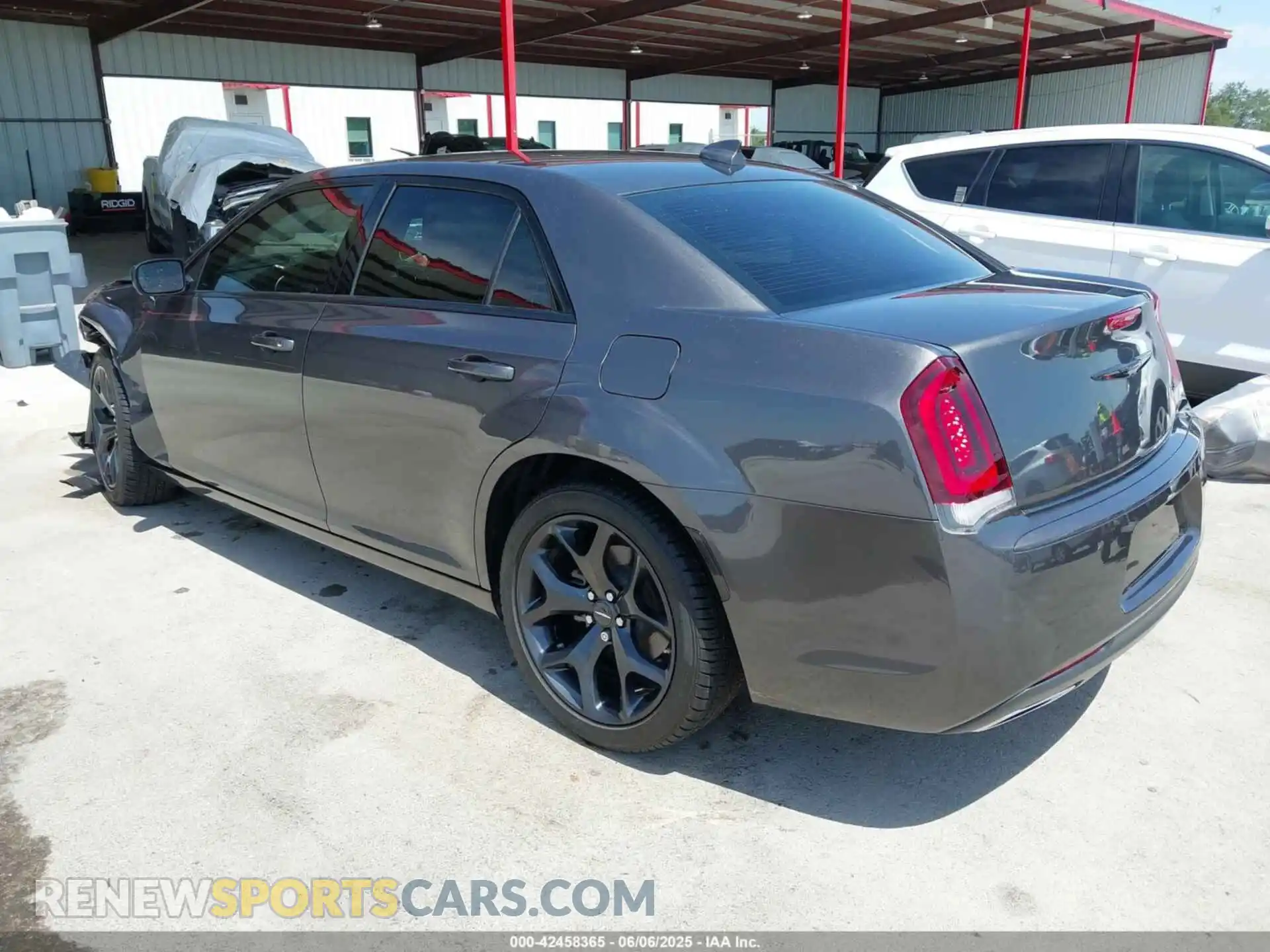 3 Photograph of a damaged car 2C3CCAAG1PH677073 CHRYSLER 300 2023