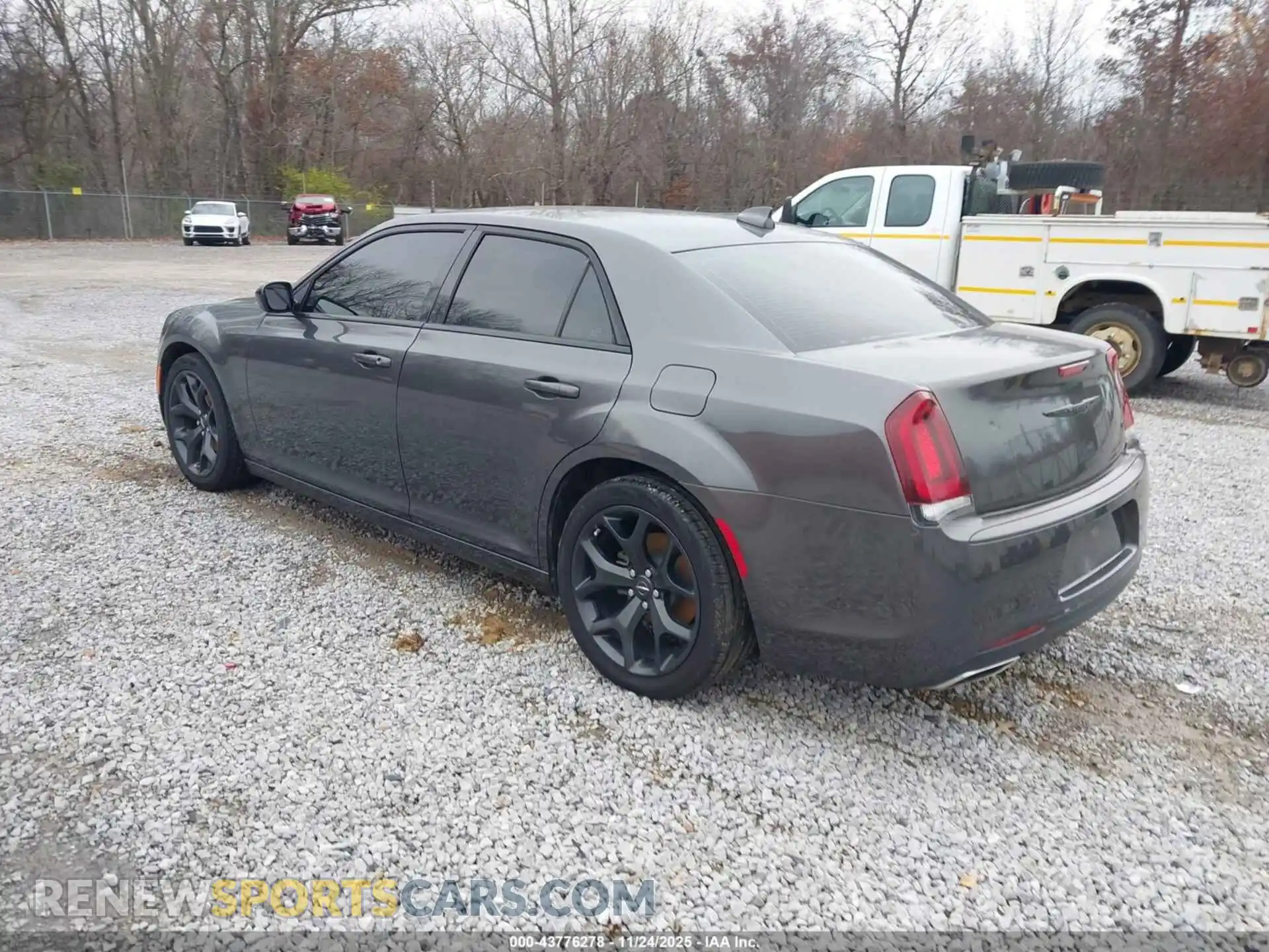 3 Photograph of a damaged car 2C3CCAAGXPH505916 CHRYSLER 300 2023