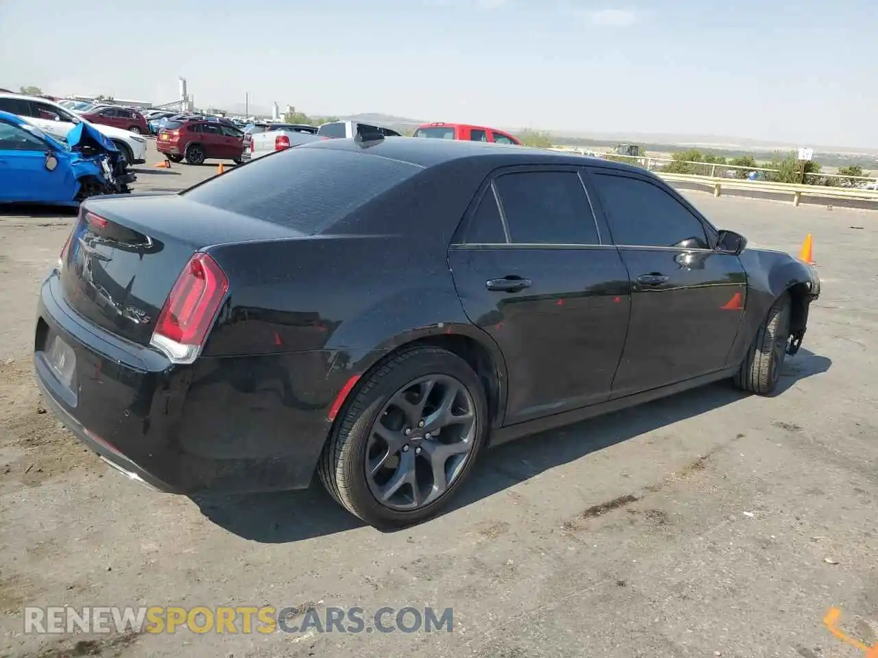 3 Photograph of a damaged car 2C3CCABG1PH537510 CHRYSLER 300 2023