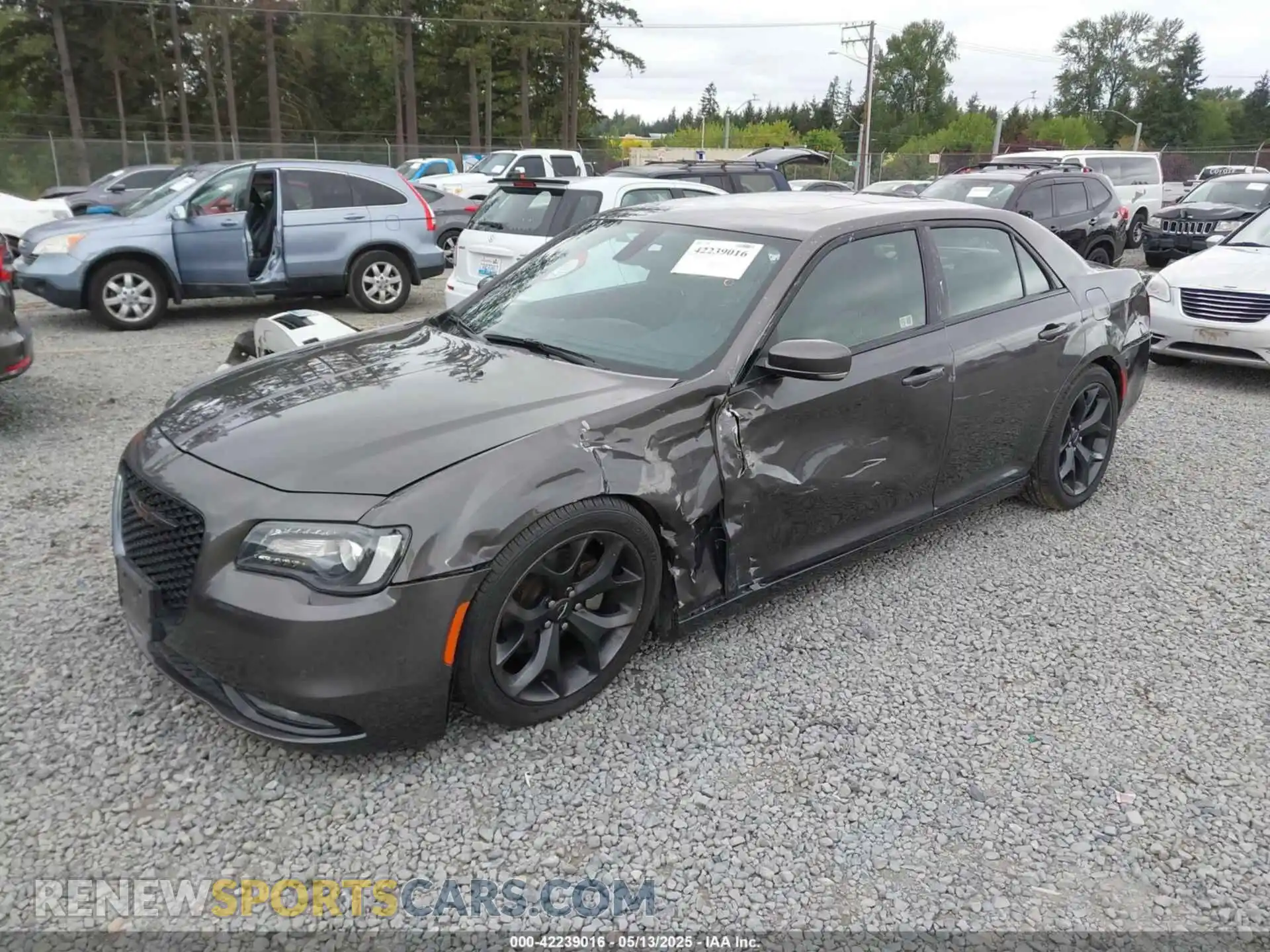 2 Photograph of a damaged car 2C3CCABG1PH561239 CHRYSLER 300 2023