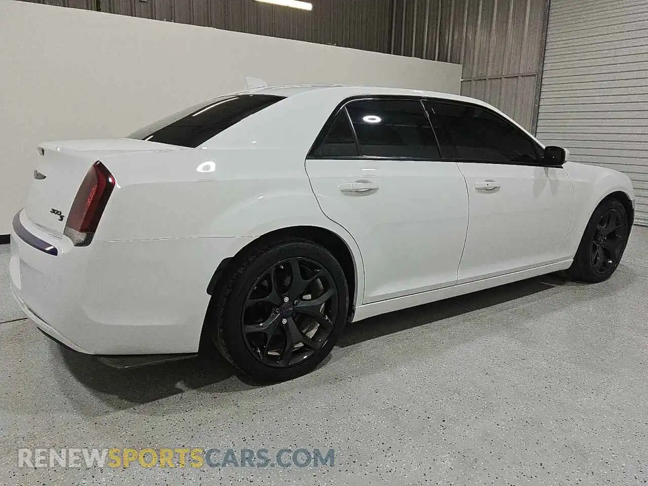 3 Photograph of a damaged car 2C3CCABG5PH509953 CHRYSLER 300 2023