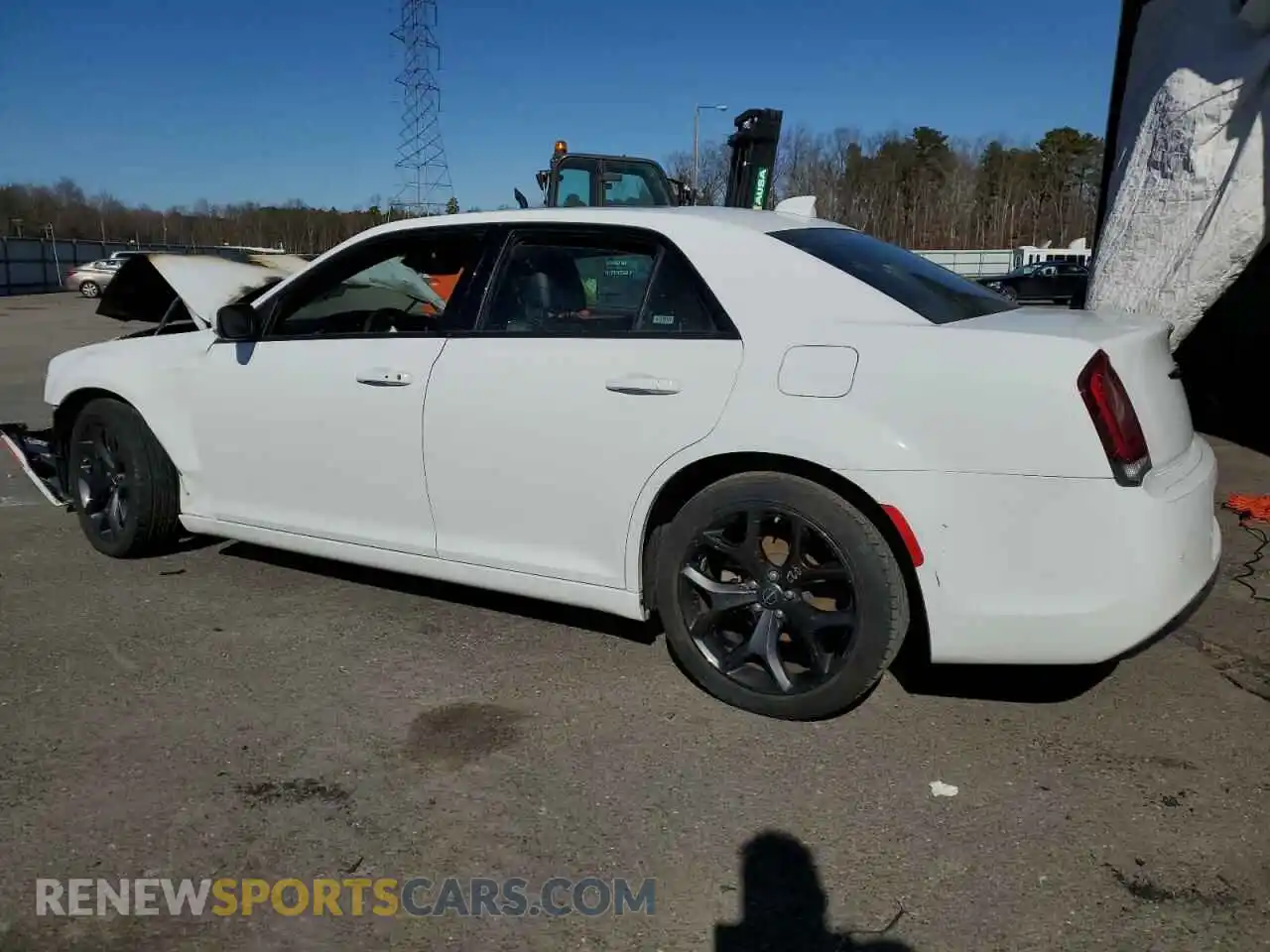 2 Photograph of a damaged car 2C3CCABGXPH577312 CHRYSLER 300 2023