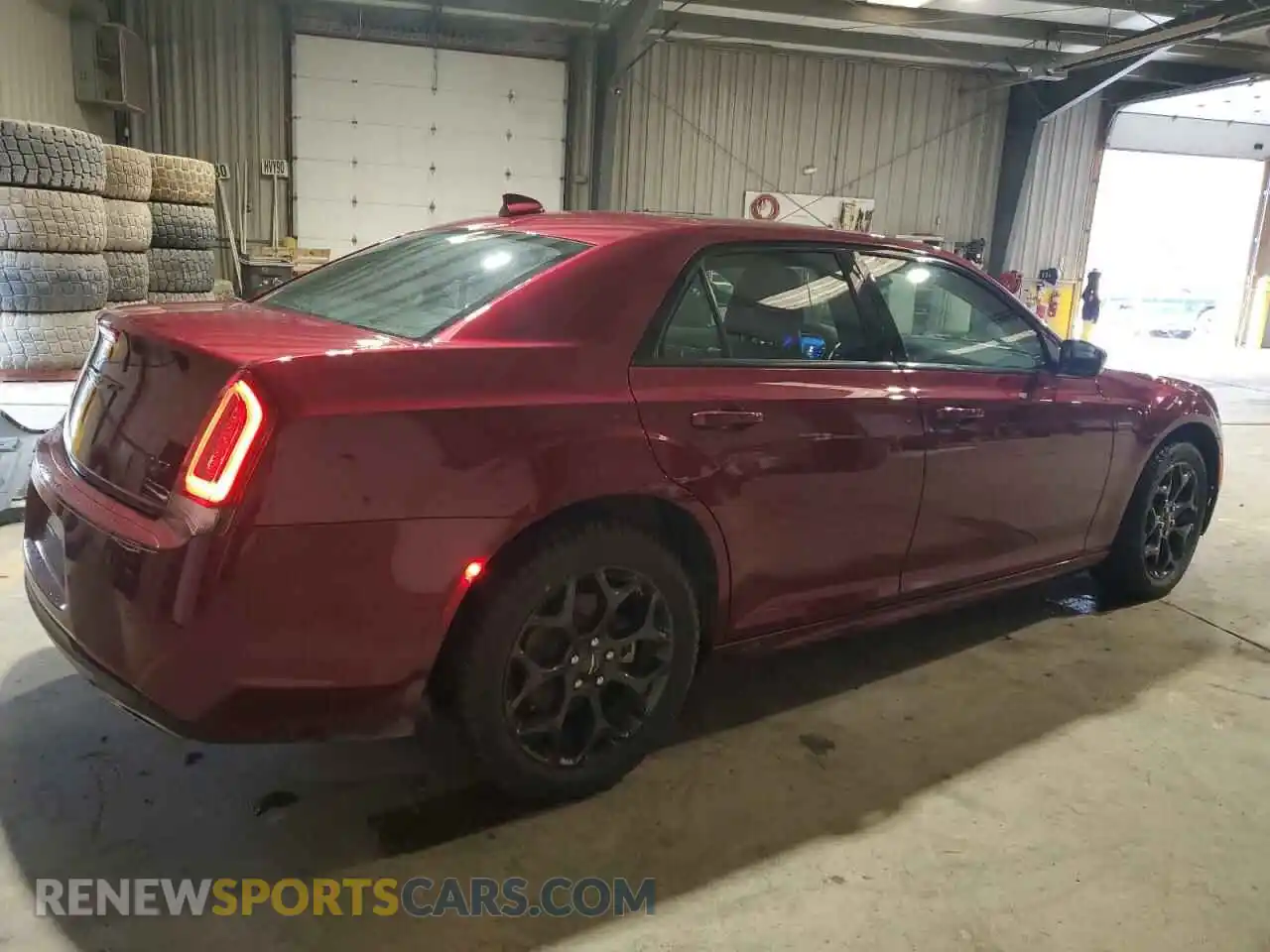 3 Photograph of a damaged car 2C3CCASG4PH581050 CHRYSLER 300 2023