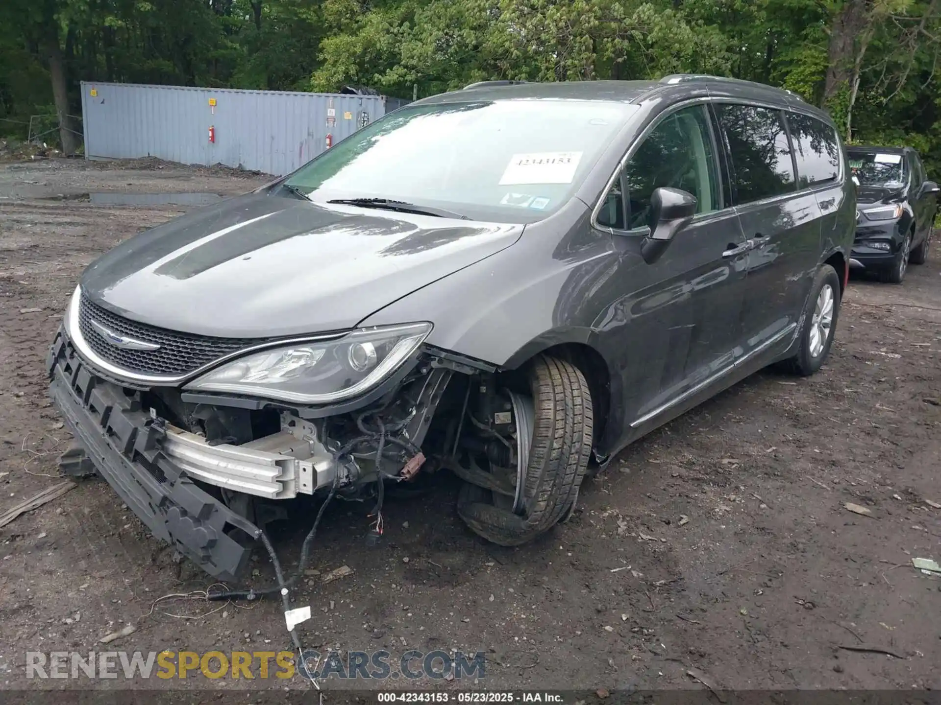 2 fotografías del automóvil dañado 2C4RC1BG3KR523732 CHRYSLER PACIFICA 2019