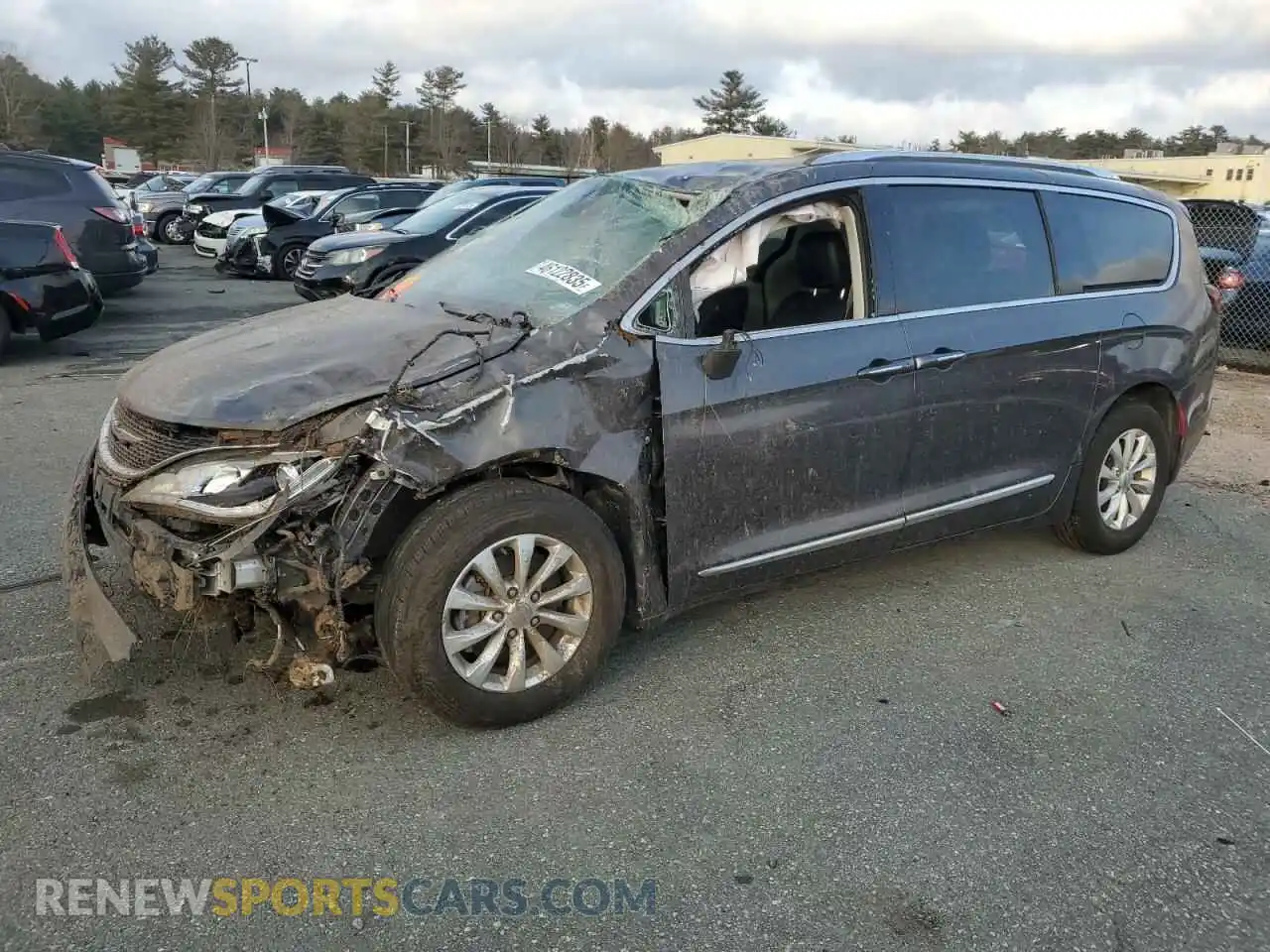1 Photograph of a damaged car 2C4RC1BGXKR628087 CHRYSLER PACIFICA 2019