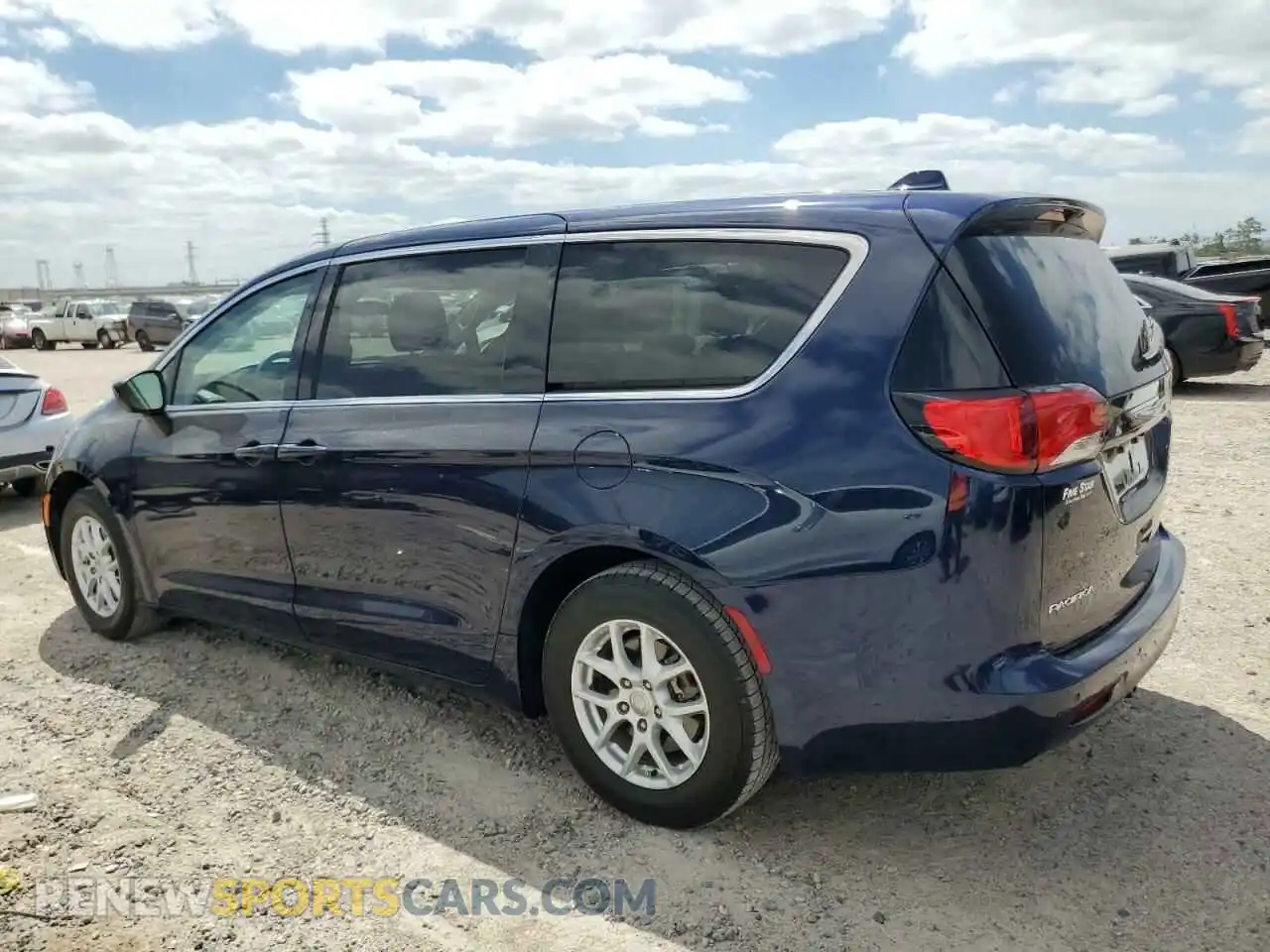 2 Photograph of a damaged car 2C4RC1CG9KR594108 CHRYSLER PACIFICA 2019
