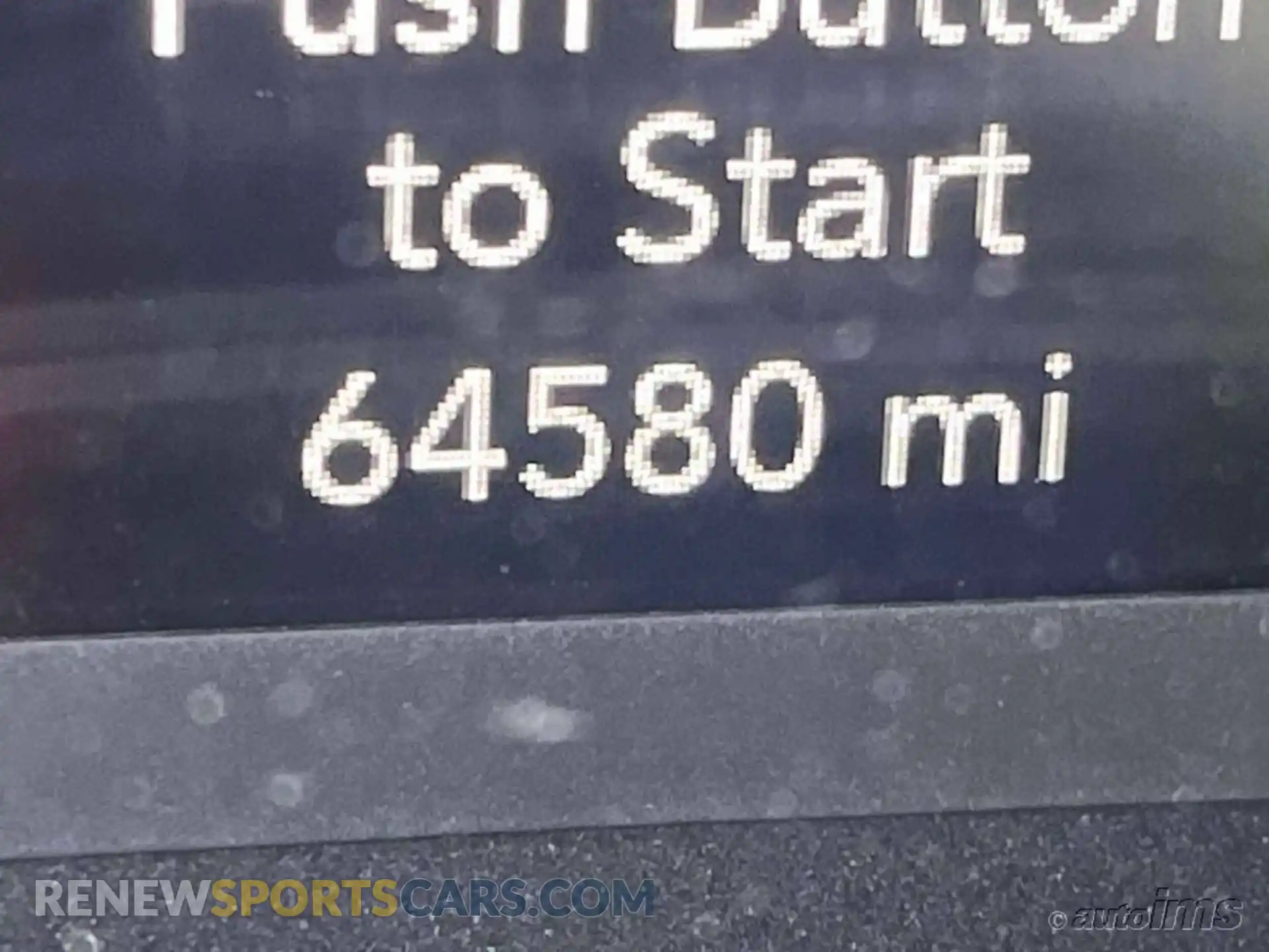 2 Photograph of a damaged car 2C4RC1DG6KR666140 CHRYSLER PACIFICA 2019