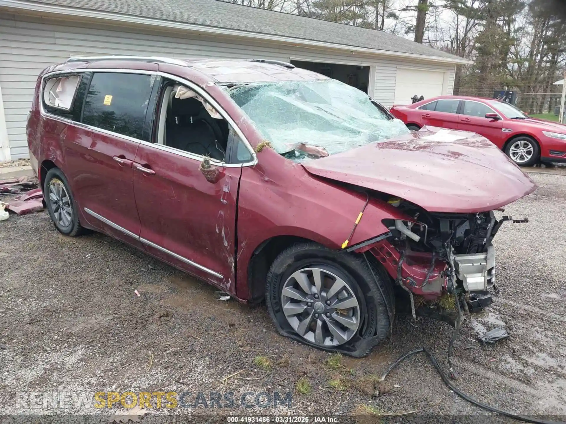 1 Photograph of a damaged car 2C4RC1EG3KR628170 CHRYSLER PACIFICA 2019